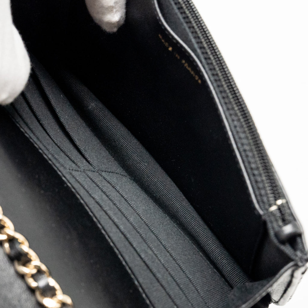 chanel-trendy-cc-wallet-on-chain-lambskin-black-lghw-microchip-1