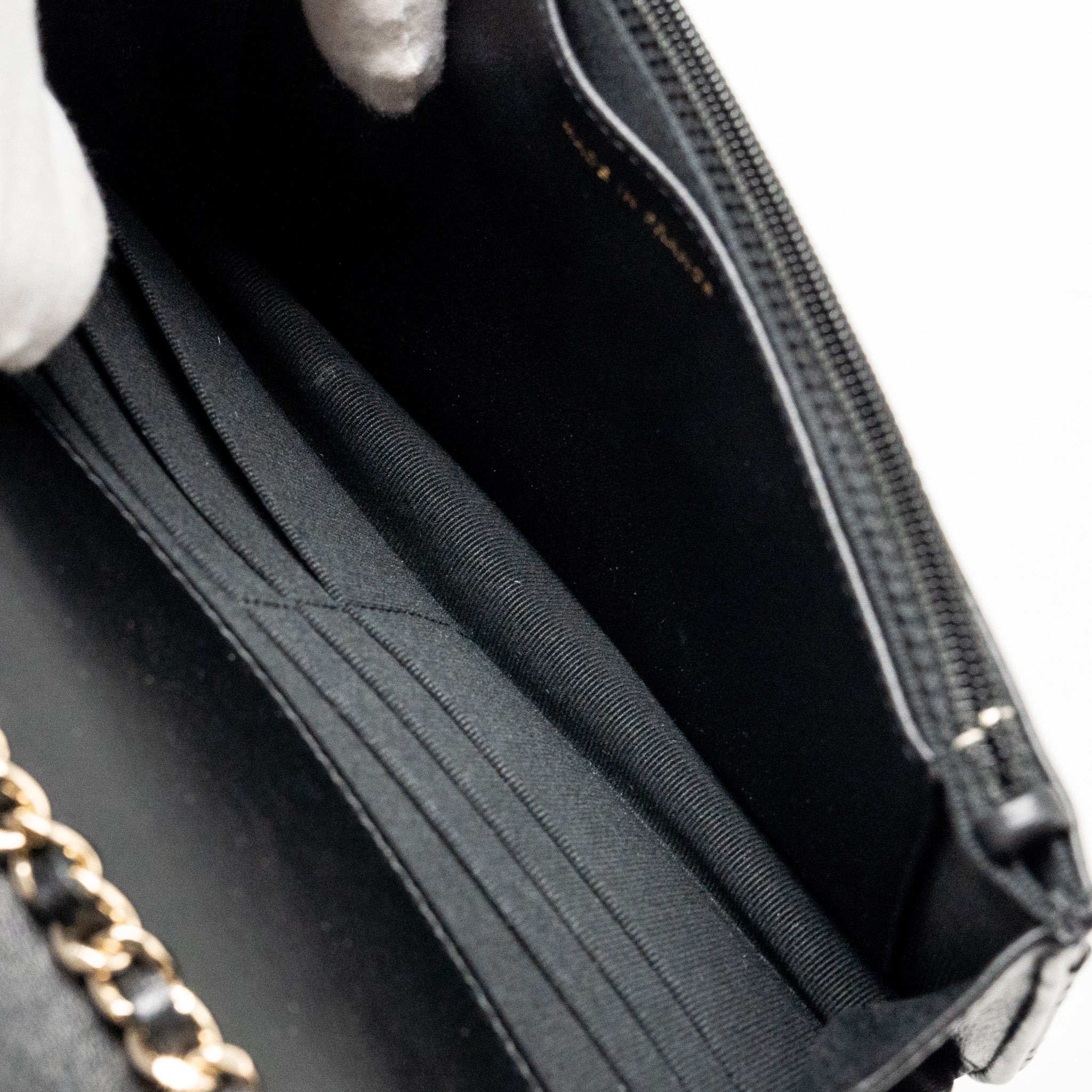 chanel-trendy-cc-wallet-on-chain-lambskin-black-lghw-microchip-1