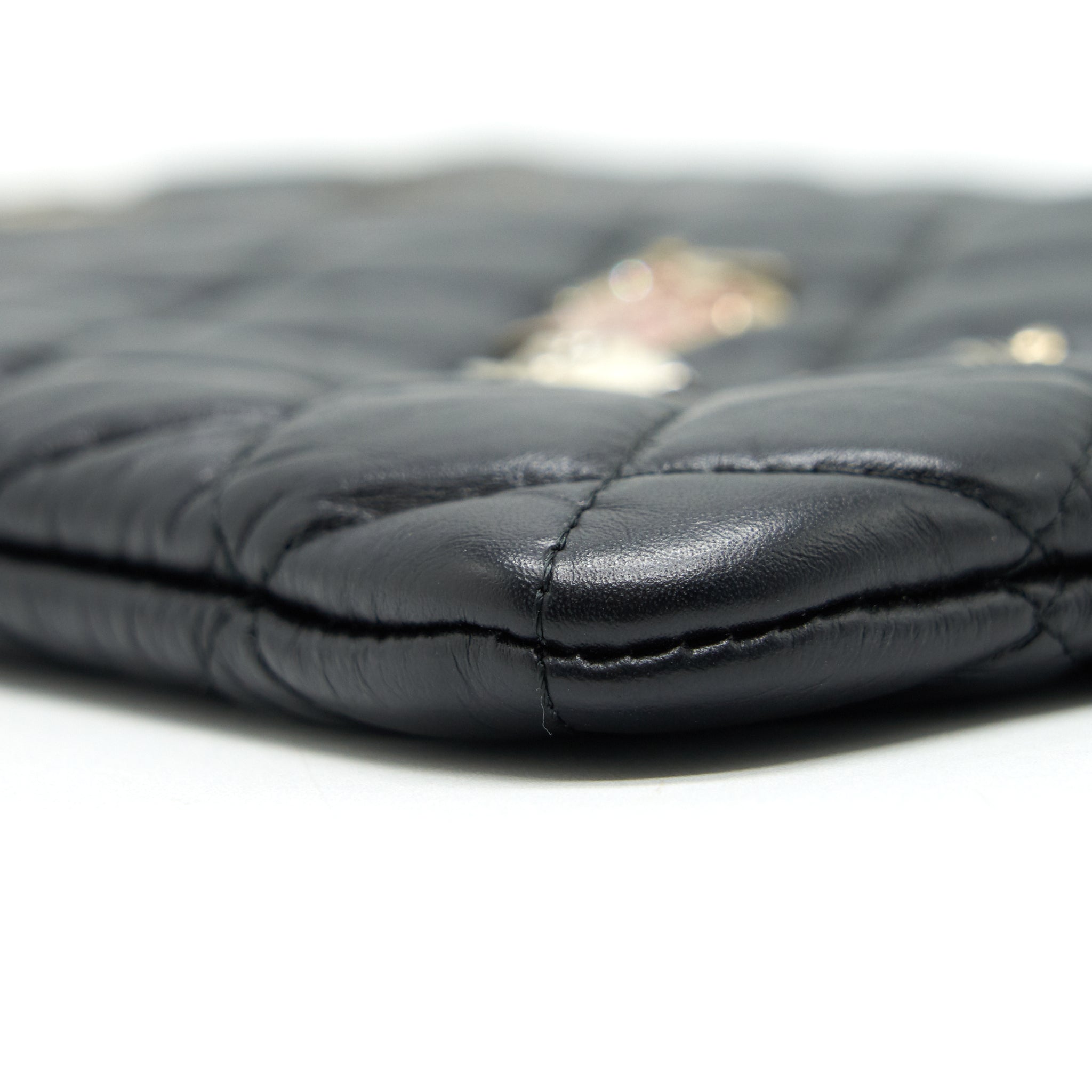 chanel-2-55-leather-clutch-with-charm-black-ghw