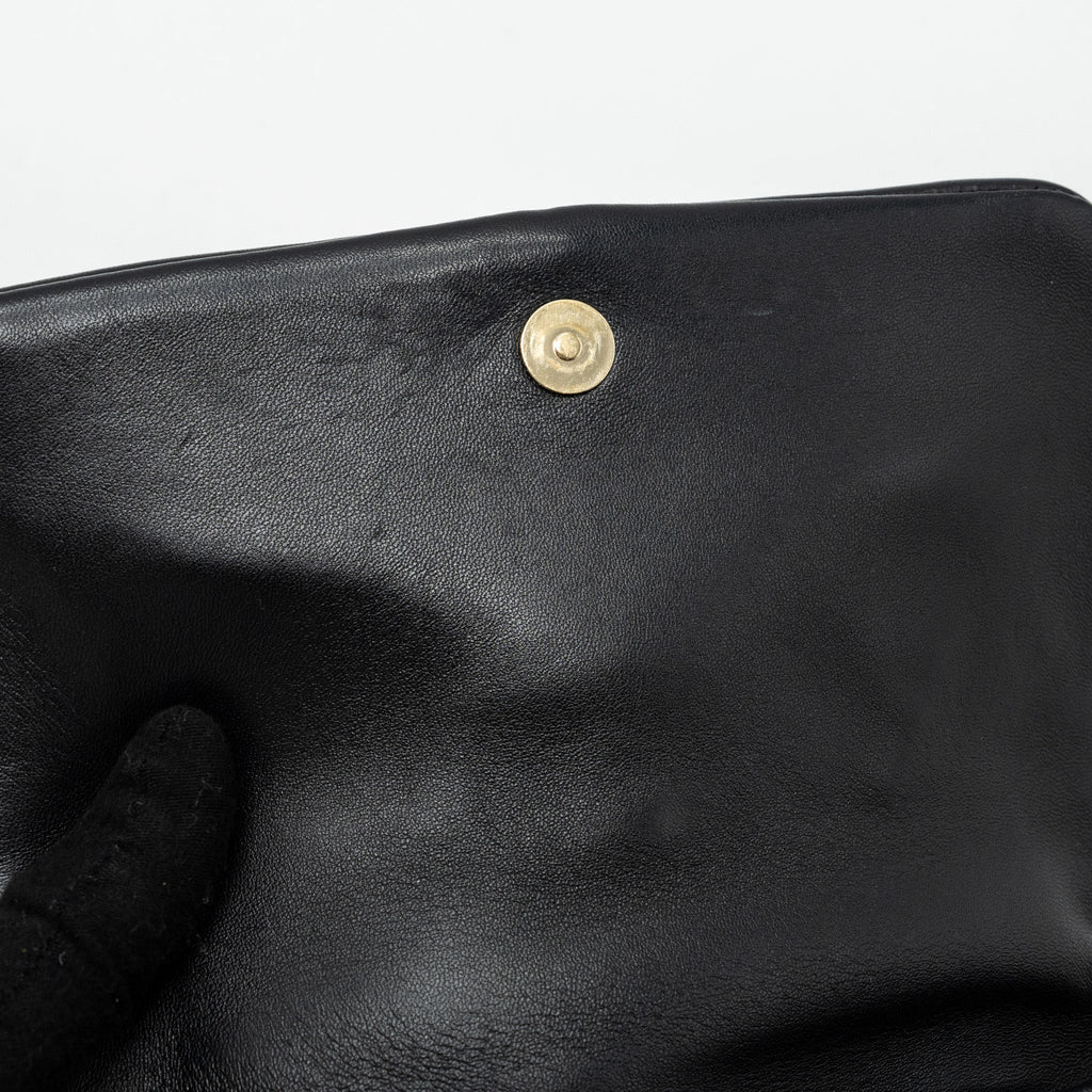 prada-pattina-in-pelle-nappa-patch-black-ghw