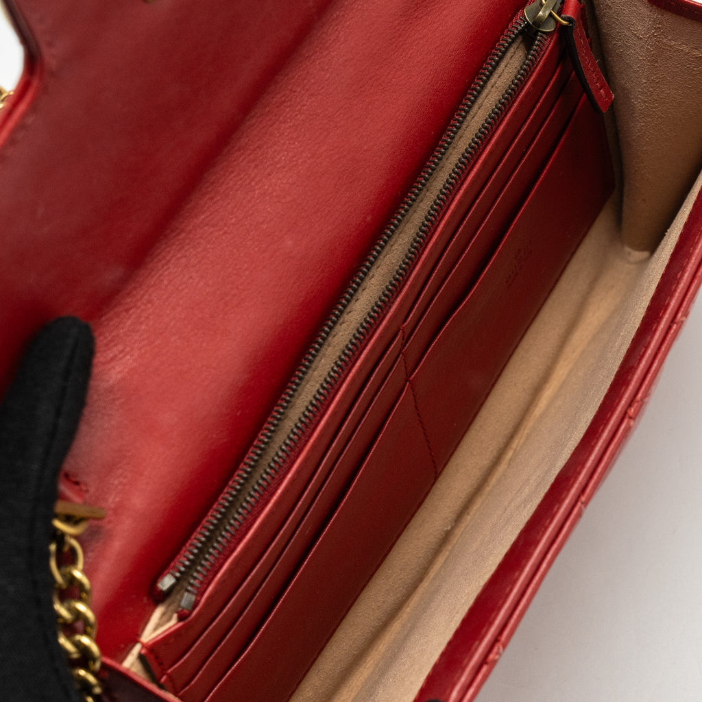gucci-marmont-flap-wallet-with-chain-calfskin-red-ghw