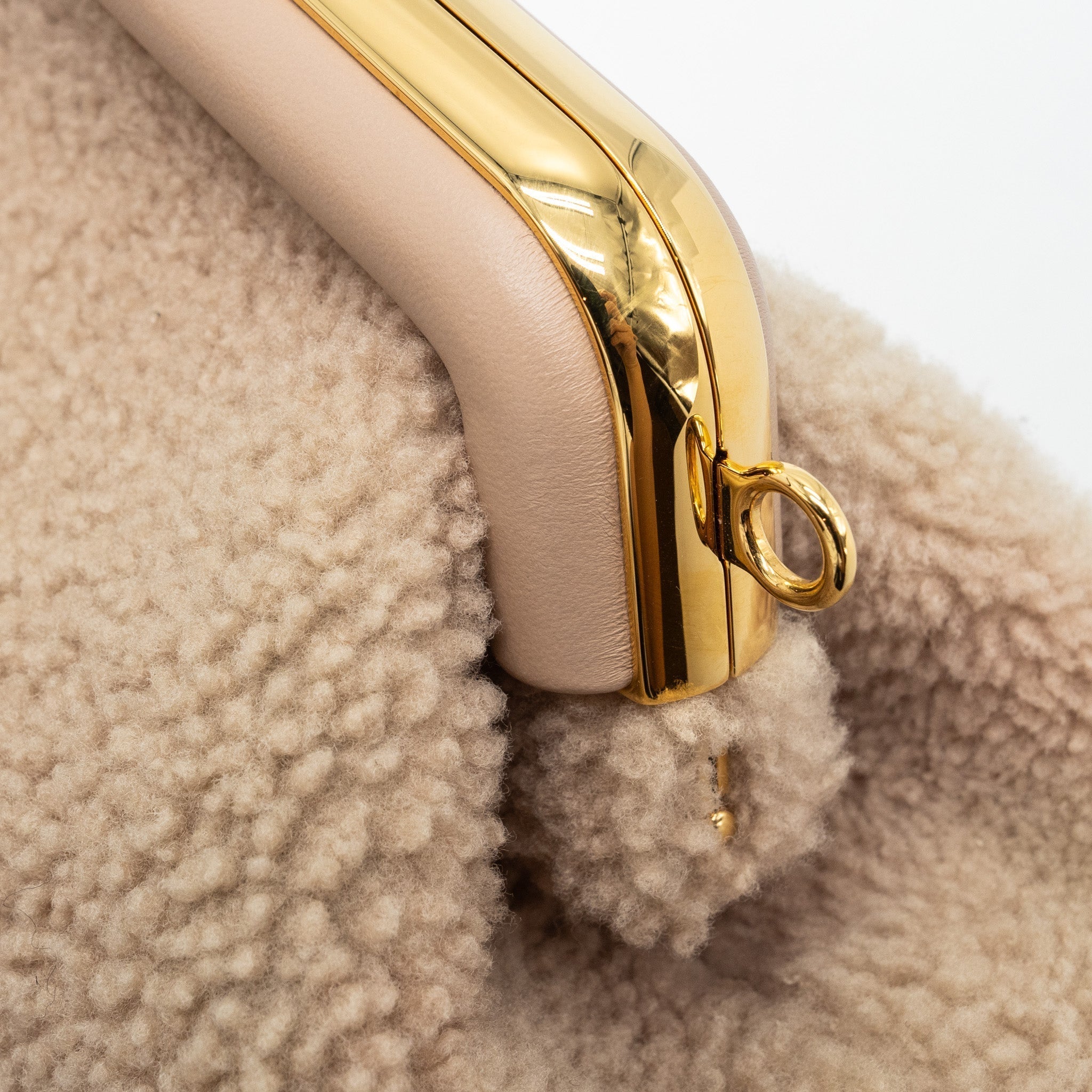 fendi-first-medium-lambskin-shearling-light-beige-ghw