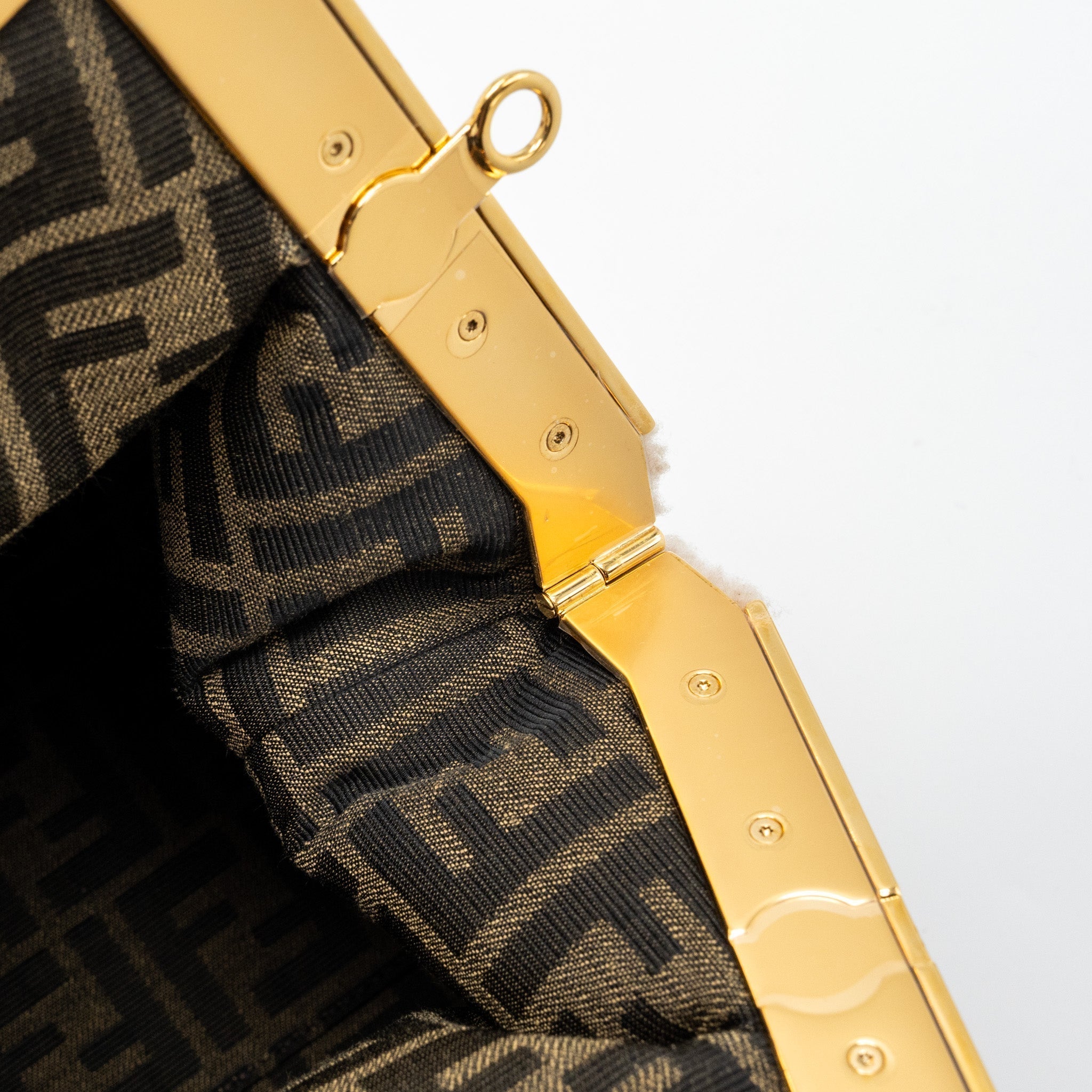 fendi-first-medium-lambskin-shearling-light-beige-ghw