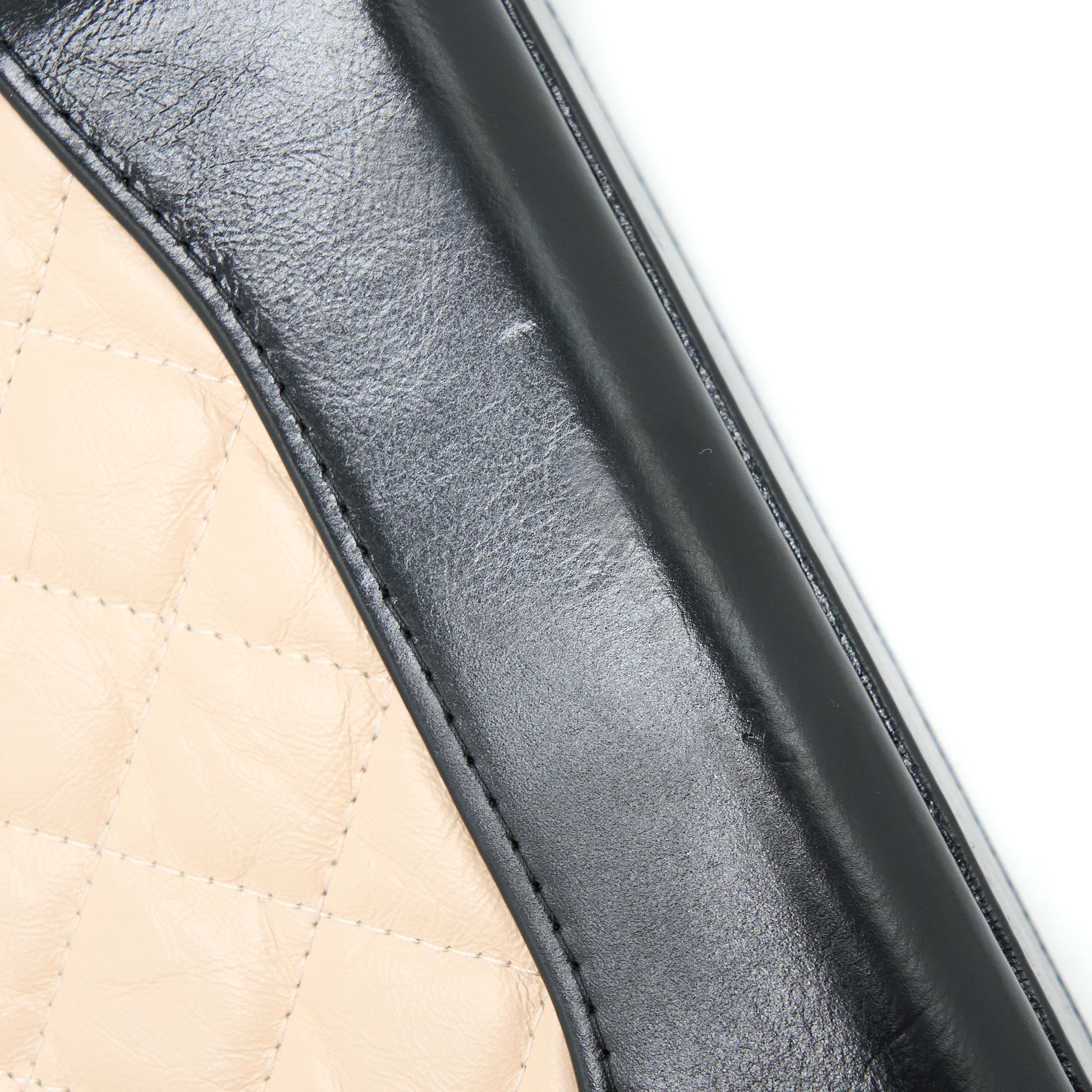 chanel-gabrielle-double-zip-wallet-on-chain-aged-calfskin-black-beige-multicoloured-hardware