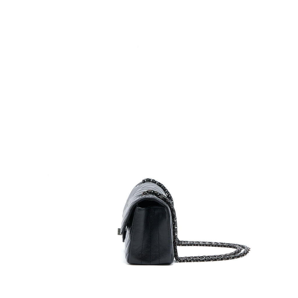 chanel-mini-reissue-2-55-flap-bag-chevron-aged-calfskin-so-black