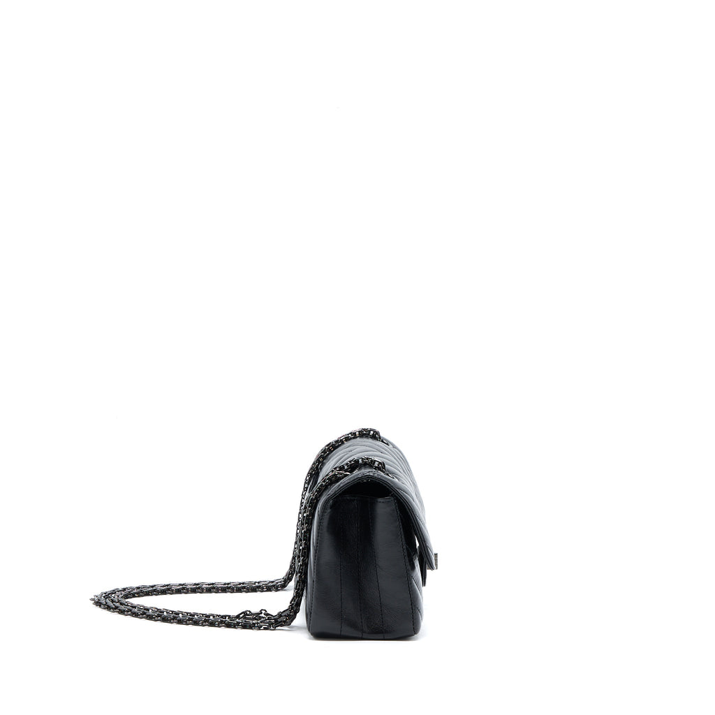 chanel-mini-reissue-2-55-flap-bag-chevron-aged-calfskin-so-black