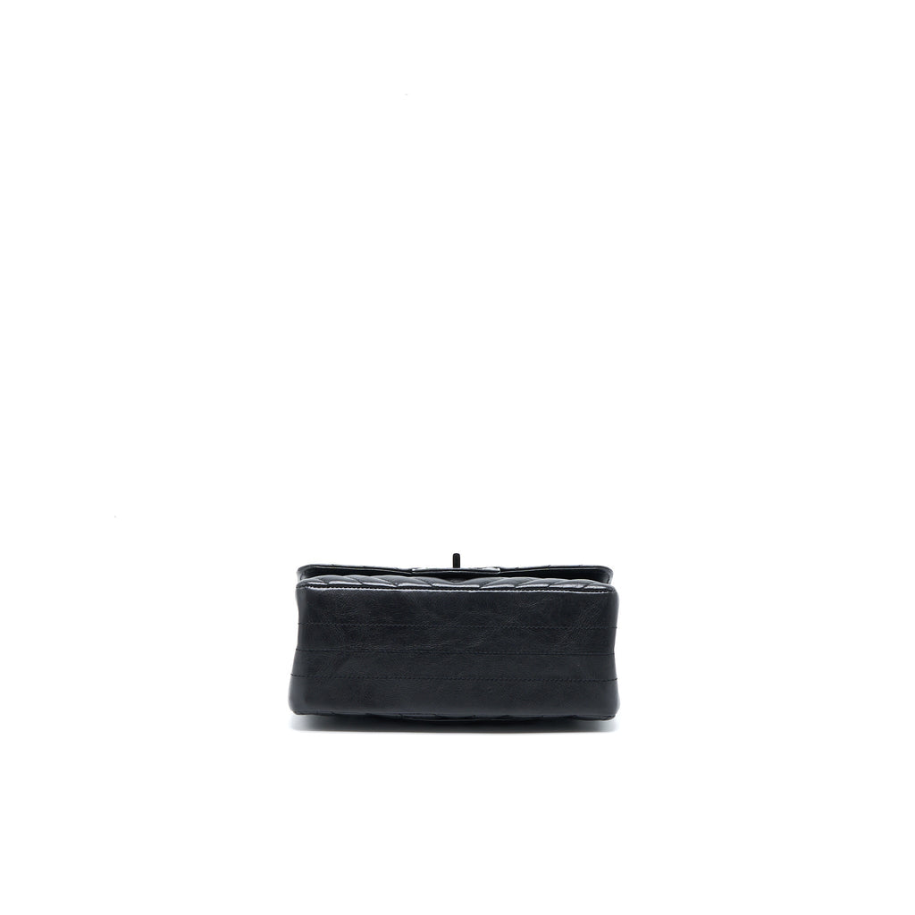 chanel-mini-reissue-2-55-flap-bag-chevron-aged-calfskin-so-black