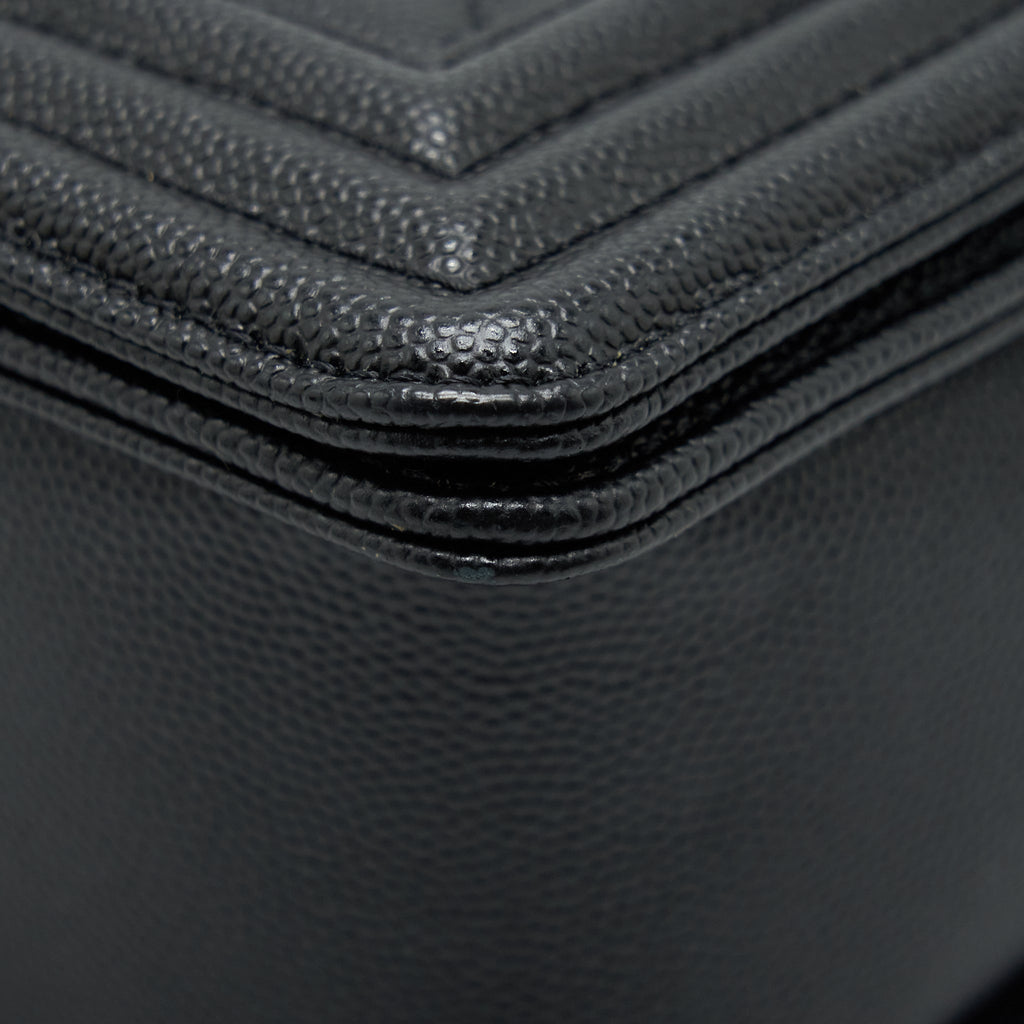 chanel-medium-boy-bag-caviar-black-with-ruthenium-hardware