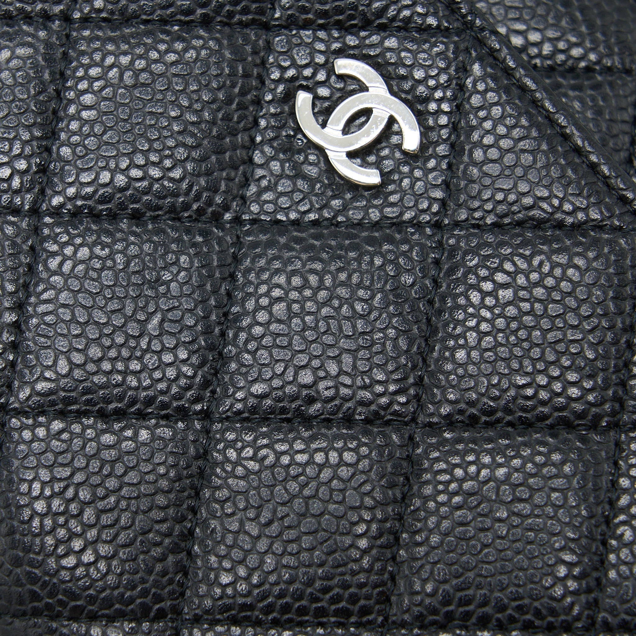 chanel-classic-wallet-on-chain-caviar-black-shw-6