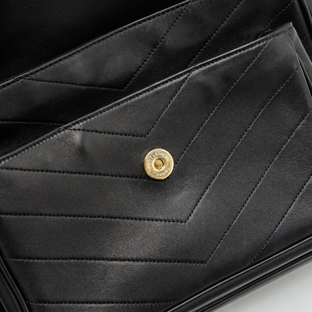 saint-laurent-medium-niki-lambskin-black-ghw