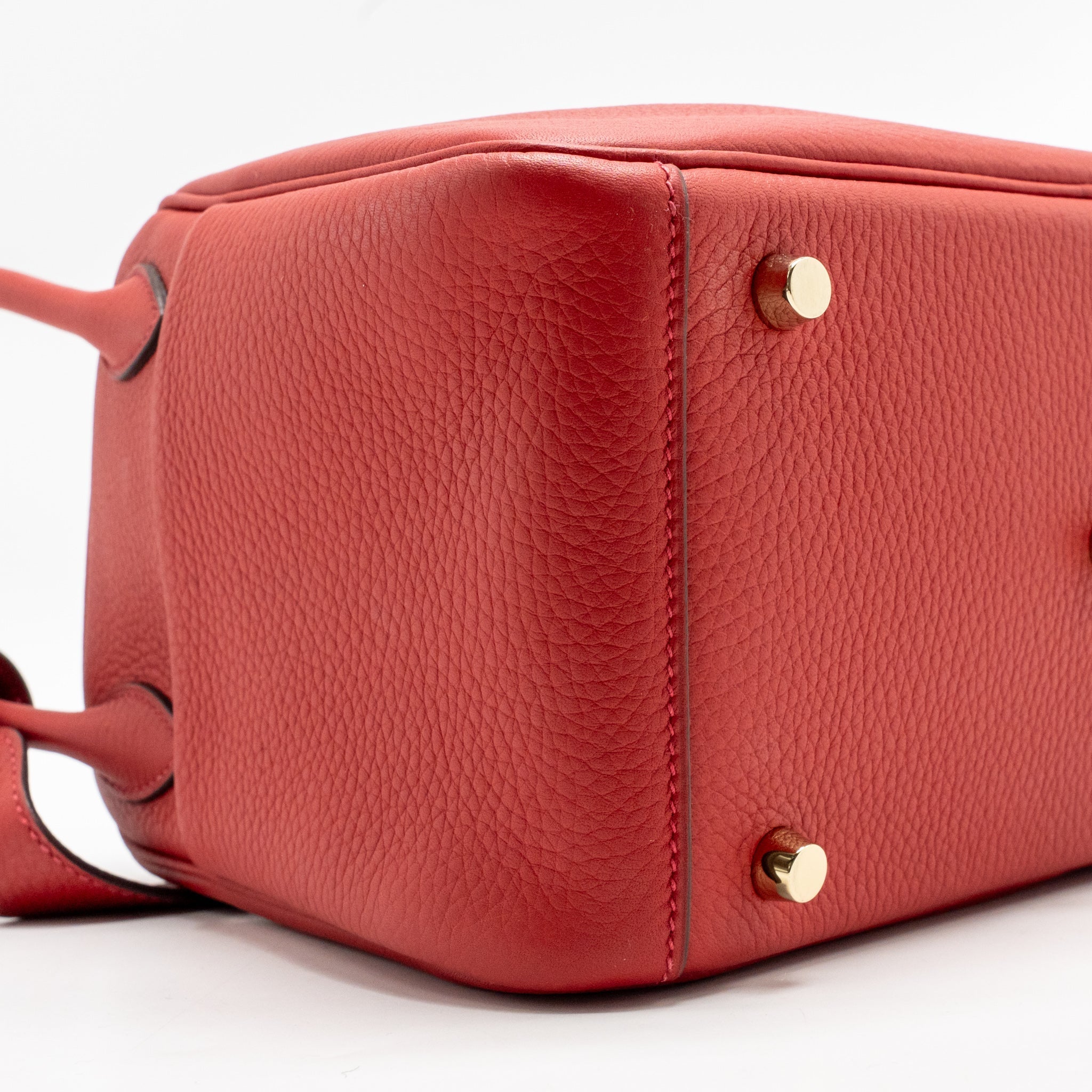hermes-lindy-26-clemence-rouge-casaque-ghw-stamp-x