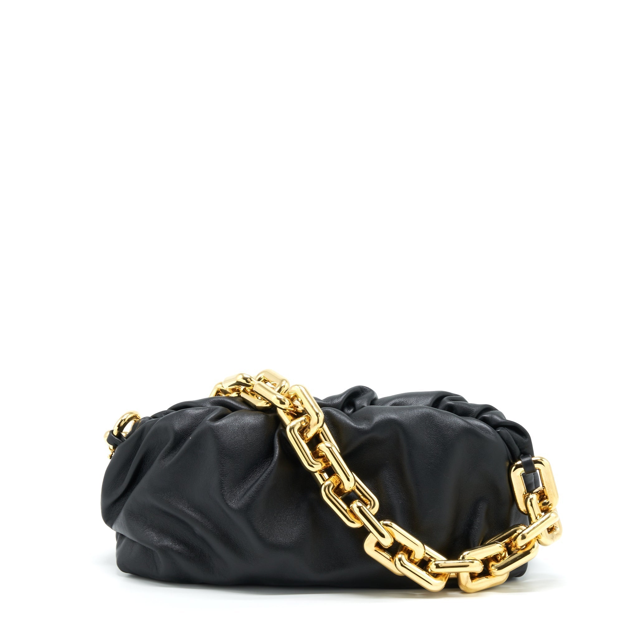 bottega-veneta-chain-pouch-calfskin-black-ghw