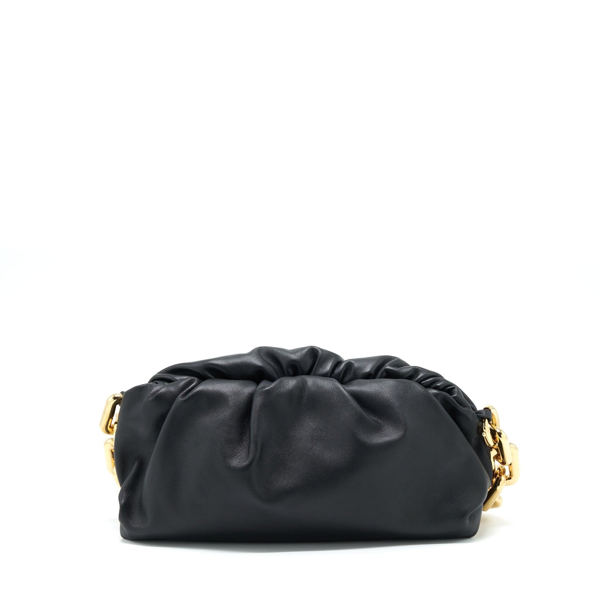 bottega-veneta-chain-pouch-calfskin-black-ghw