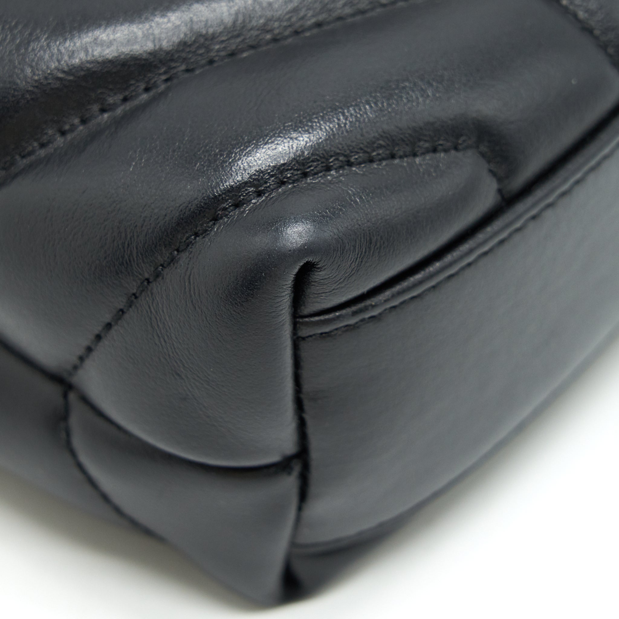 saint-laurent-loulou-toy-bag-black-shw