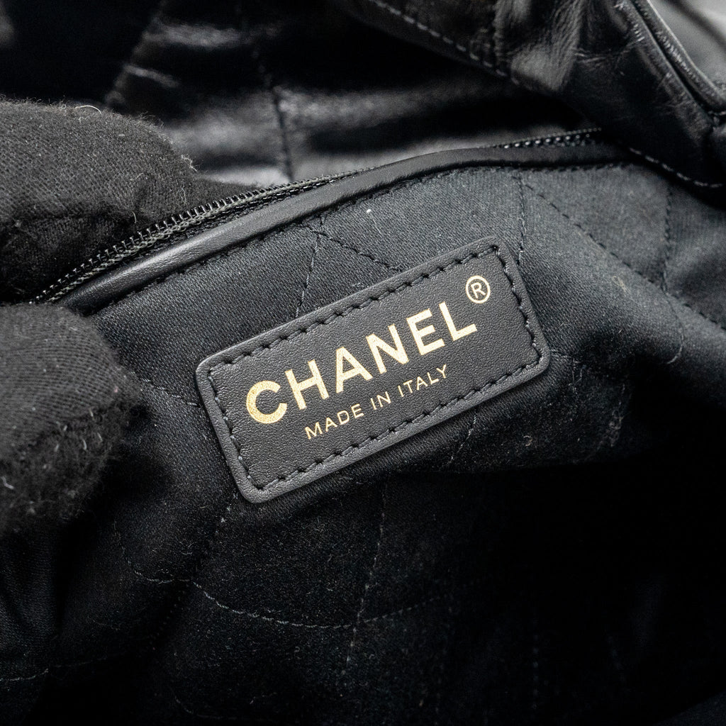 chanel-small-22-bag-gold-letter-shiny-calfskin-black-ghwmicrochip