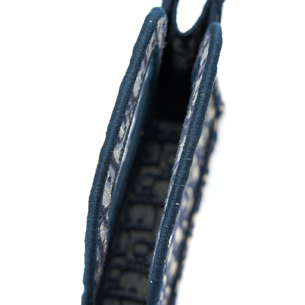 dior-mini-book-tote-blue-oblique-embroidery-2