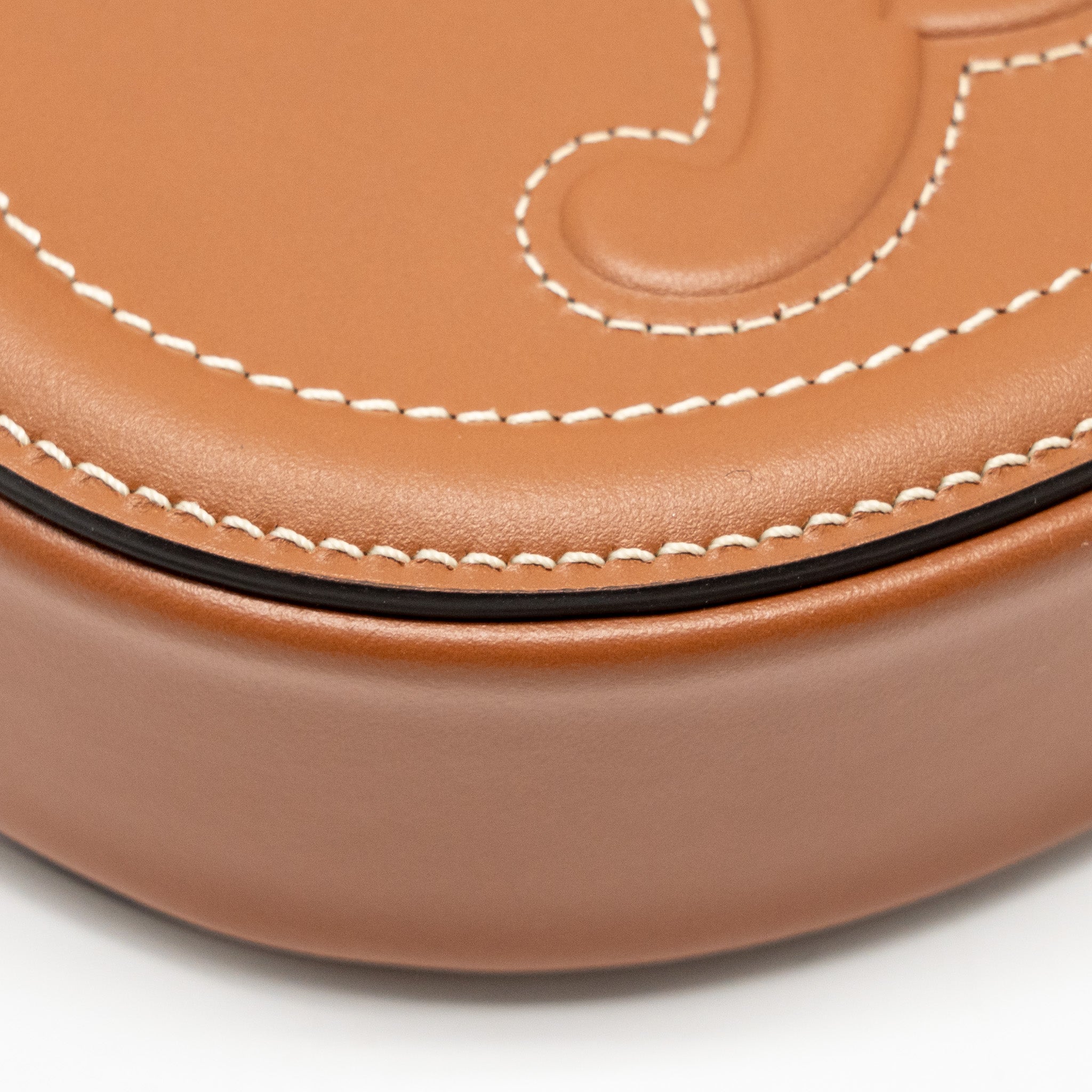 celine-crossbody-oval-purse-cuirass-triomphe-smooth-calfskin-tan-ghw-2