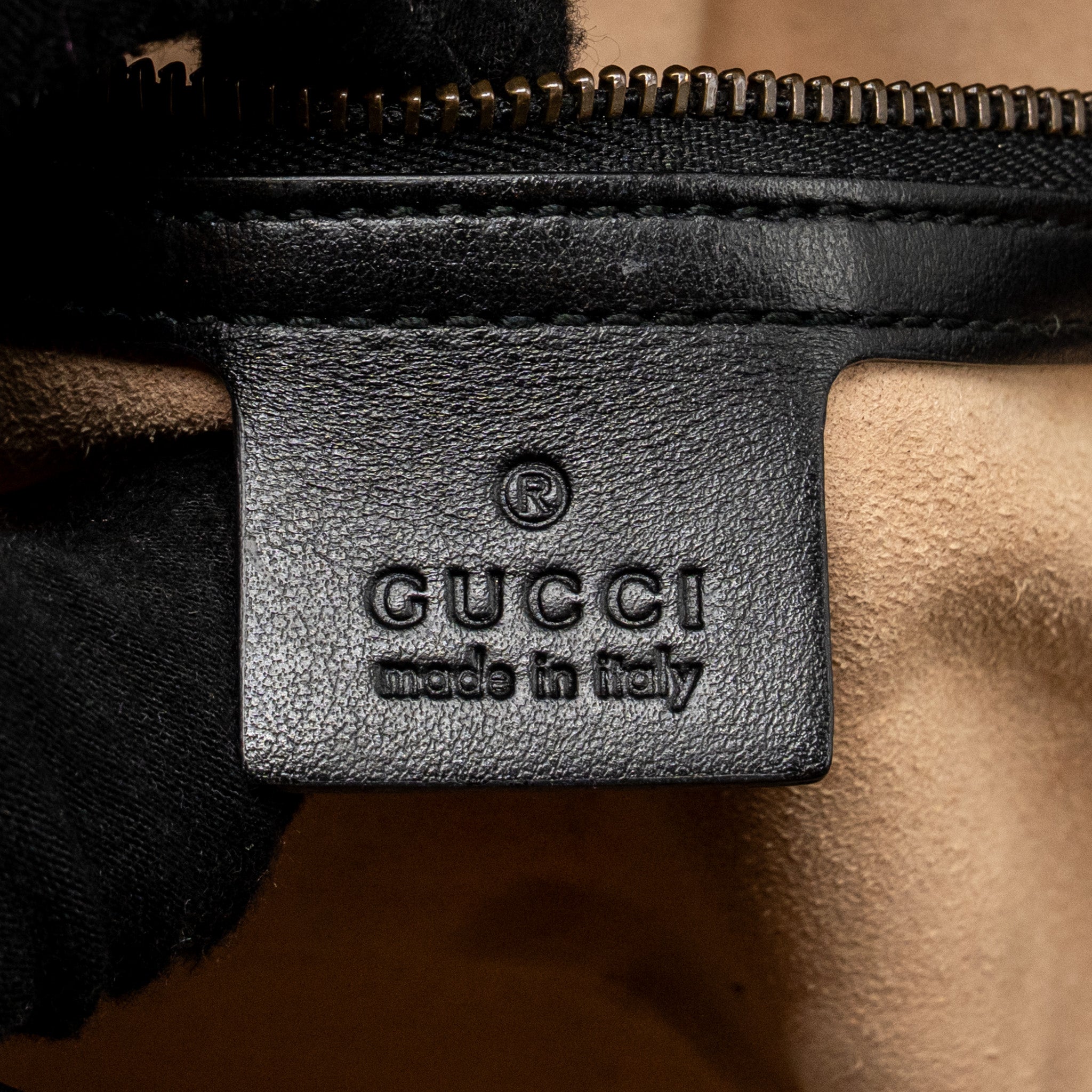 gucci-small-gg-marmont-shoulder-bag-calfskin-black-ghw-1