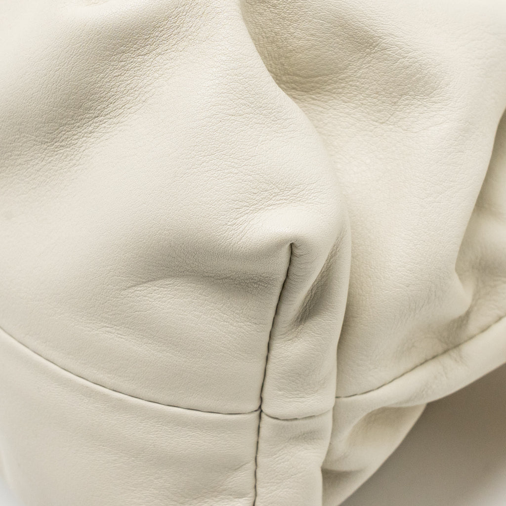 bottega-veneta-chain-pouch-bag-calfskin-white-ghw-1