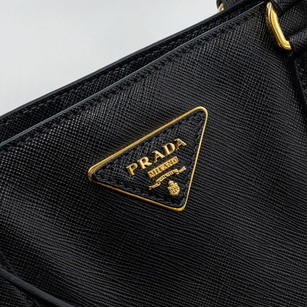 prada-large-tote-bag-saffiano-calfskin-black-ghw