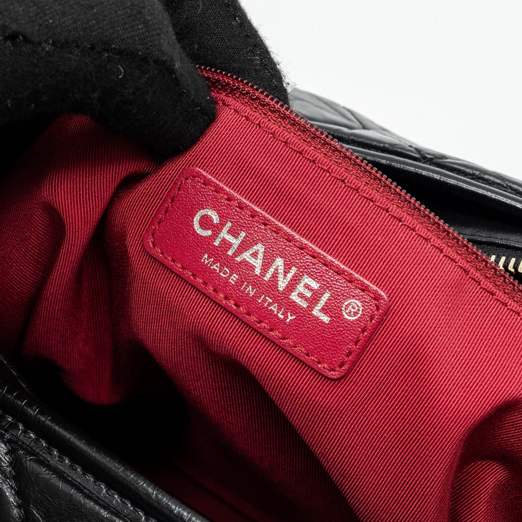 chanel-large-gabrielle-hobo-bag-calfskin-black-multicolour-hardware-1