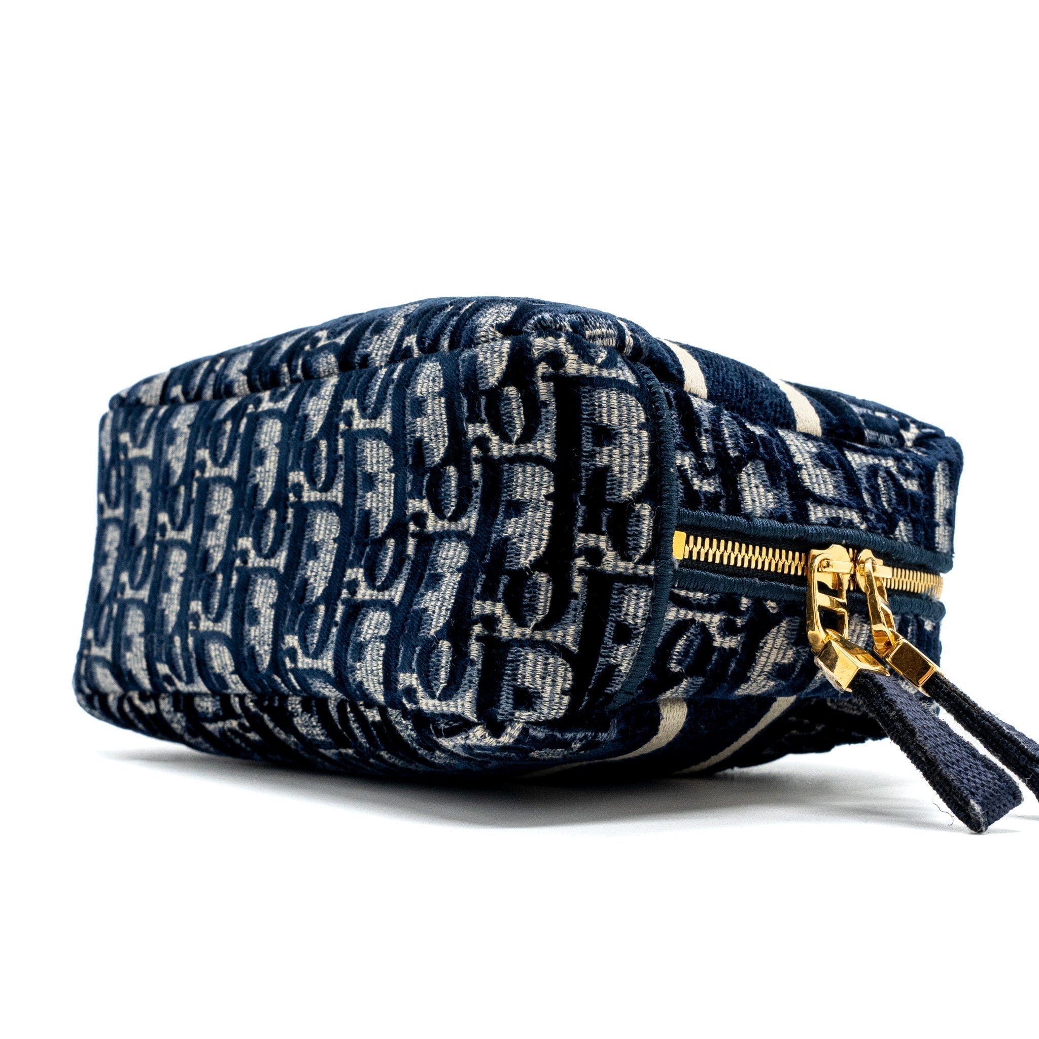 dior-beauty-pouch-blue-dior-oblique-jacquard-velvet-ghw