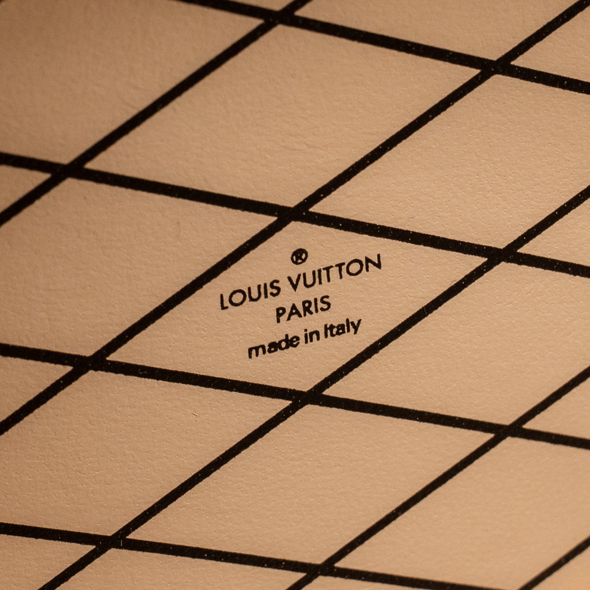 louis-vuitton-petite-boite-chapeau-monogram-canvas-ghw-7
