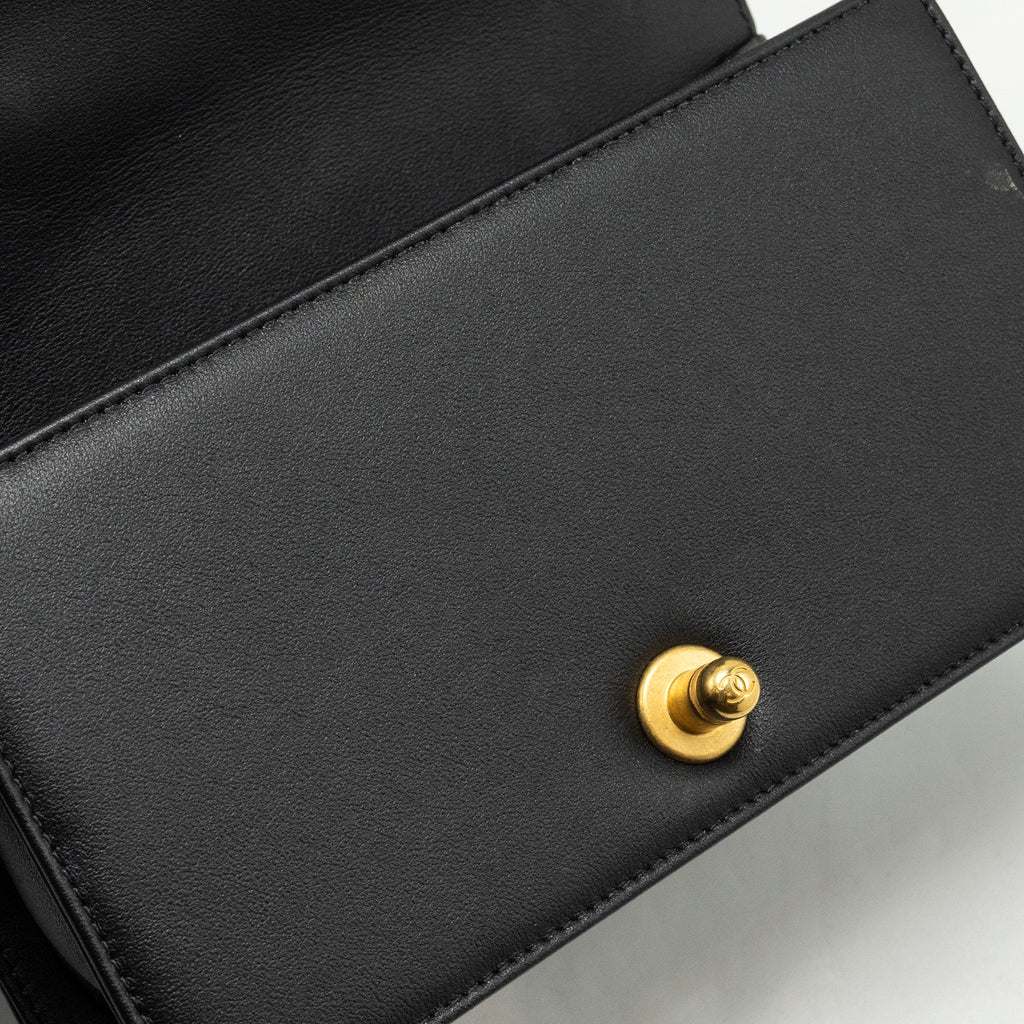 chanel-small-boy-bag-calfskin-black-ghw-microchip-copy-1