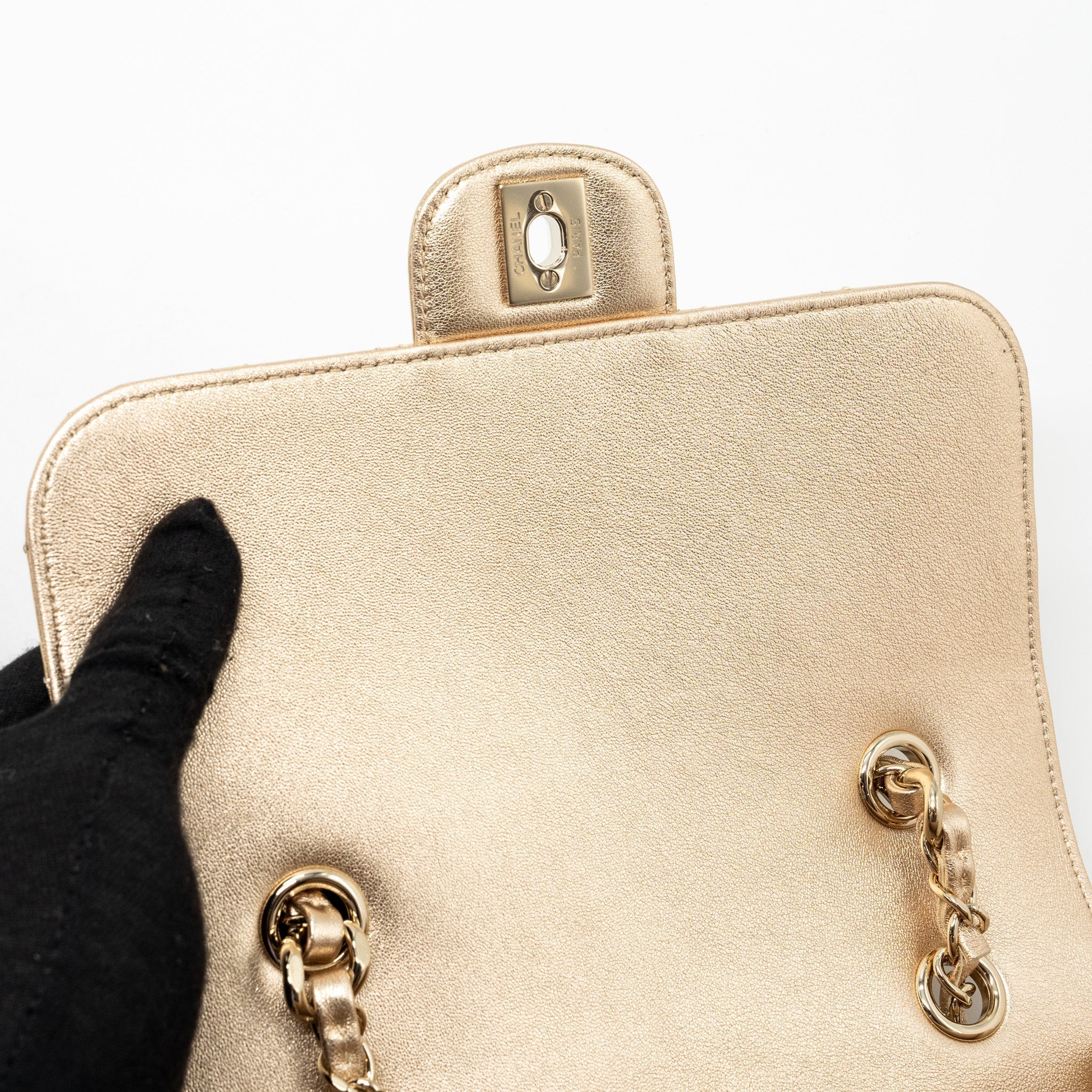 chanel-24c-backpack-with-star-patent-gold-lghw-microchip-copy