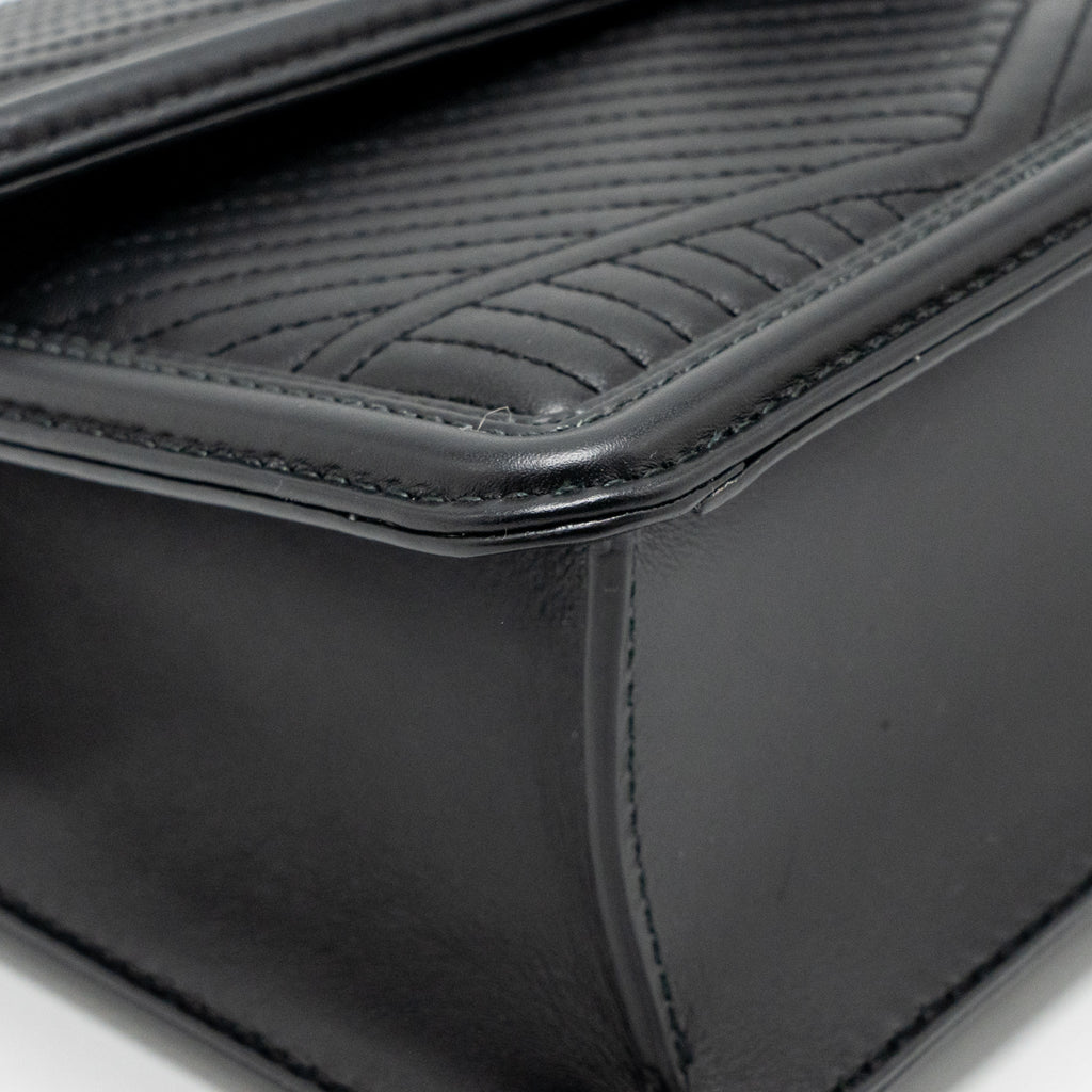 bvlgari-serpenti-forever-flap-bag-calfskin-black-ruthenium-hardware