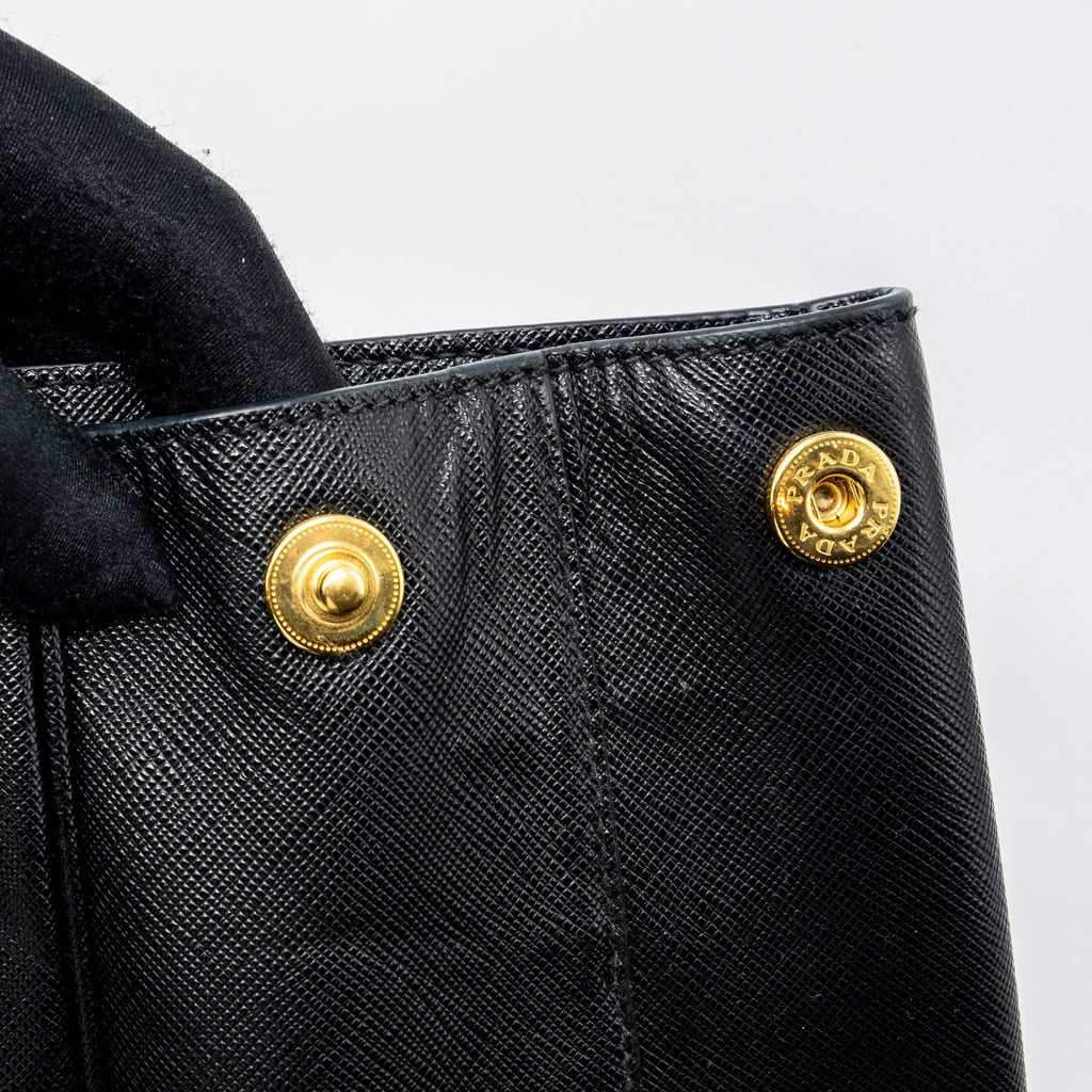 prada-large-tote-bag-saffiano-calfskin-black-ghw