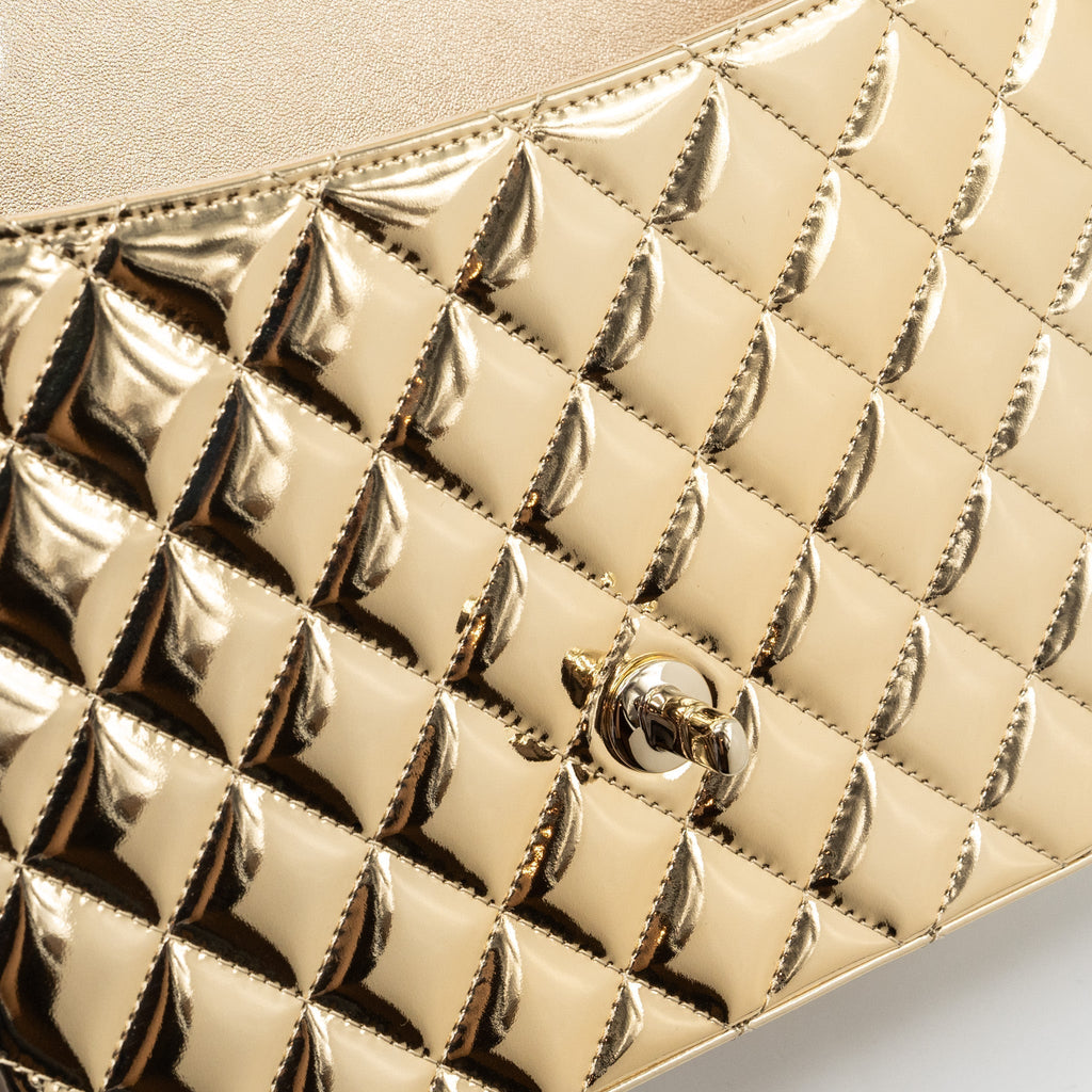 chanel-24c-backpack-with-star-patent-gold-lghw-microchip-copy