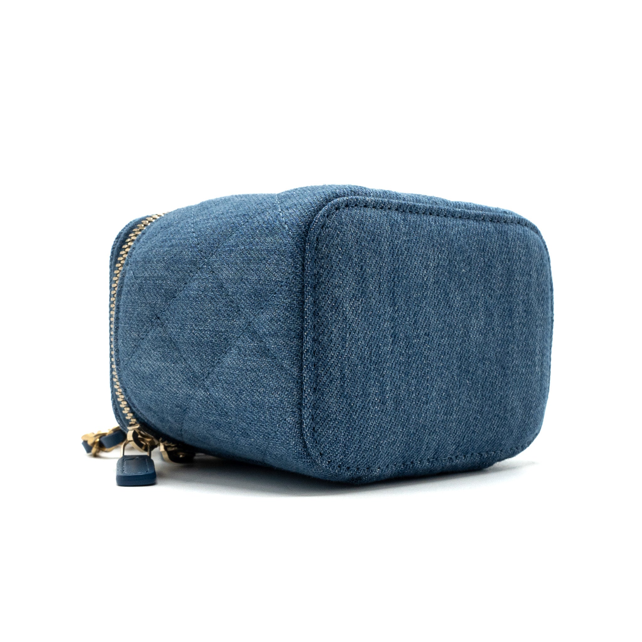chanel-pearl-crush-mini-vanity-case-denim-blue-brushed-ghw