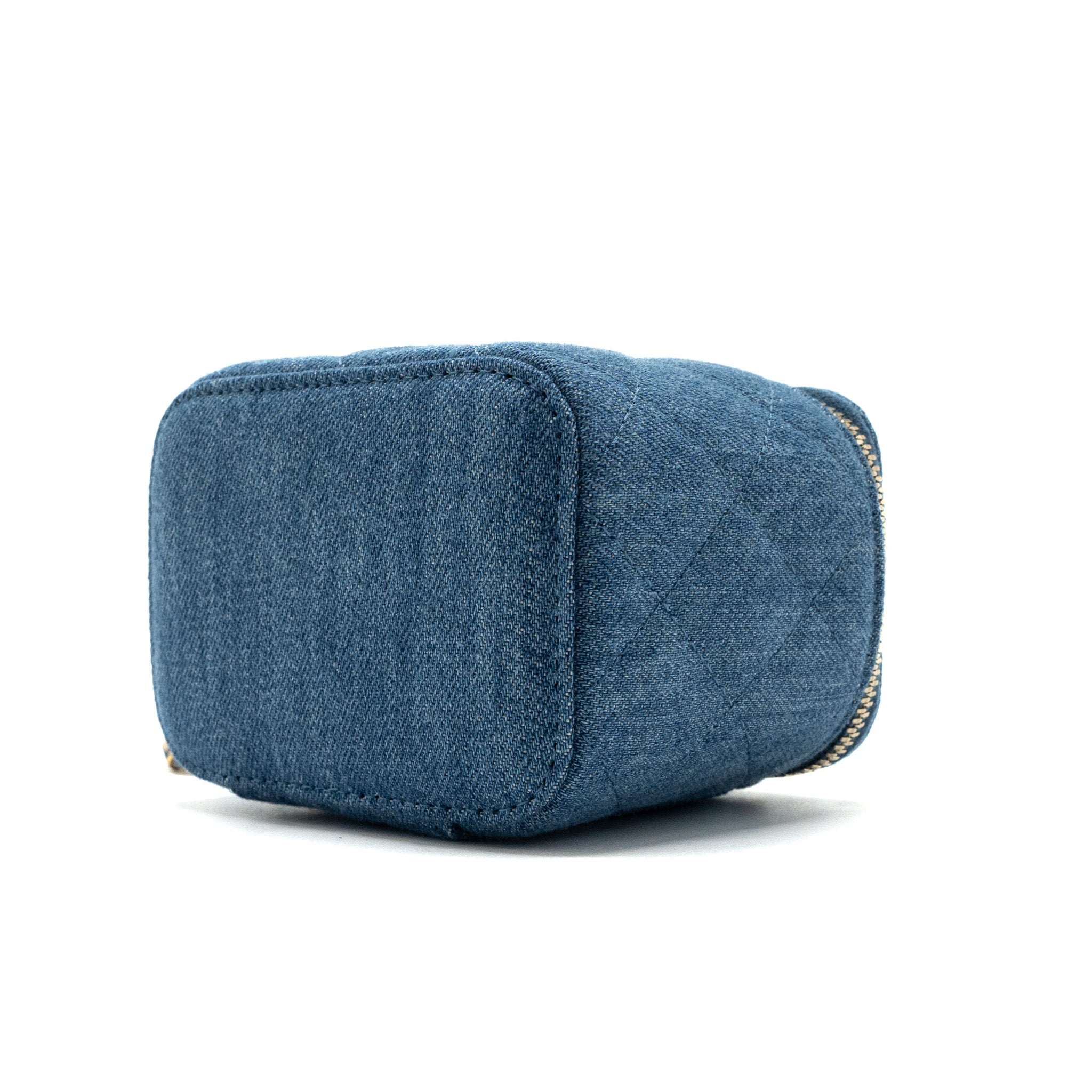 chanel-pearl-crush-mini-vanity-case-denim-blue-brushed-ghw