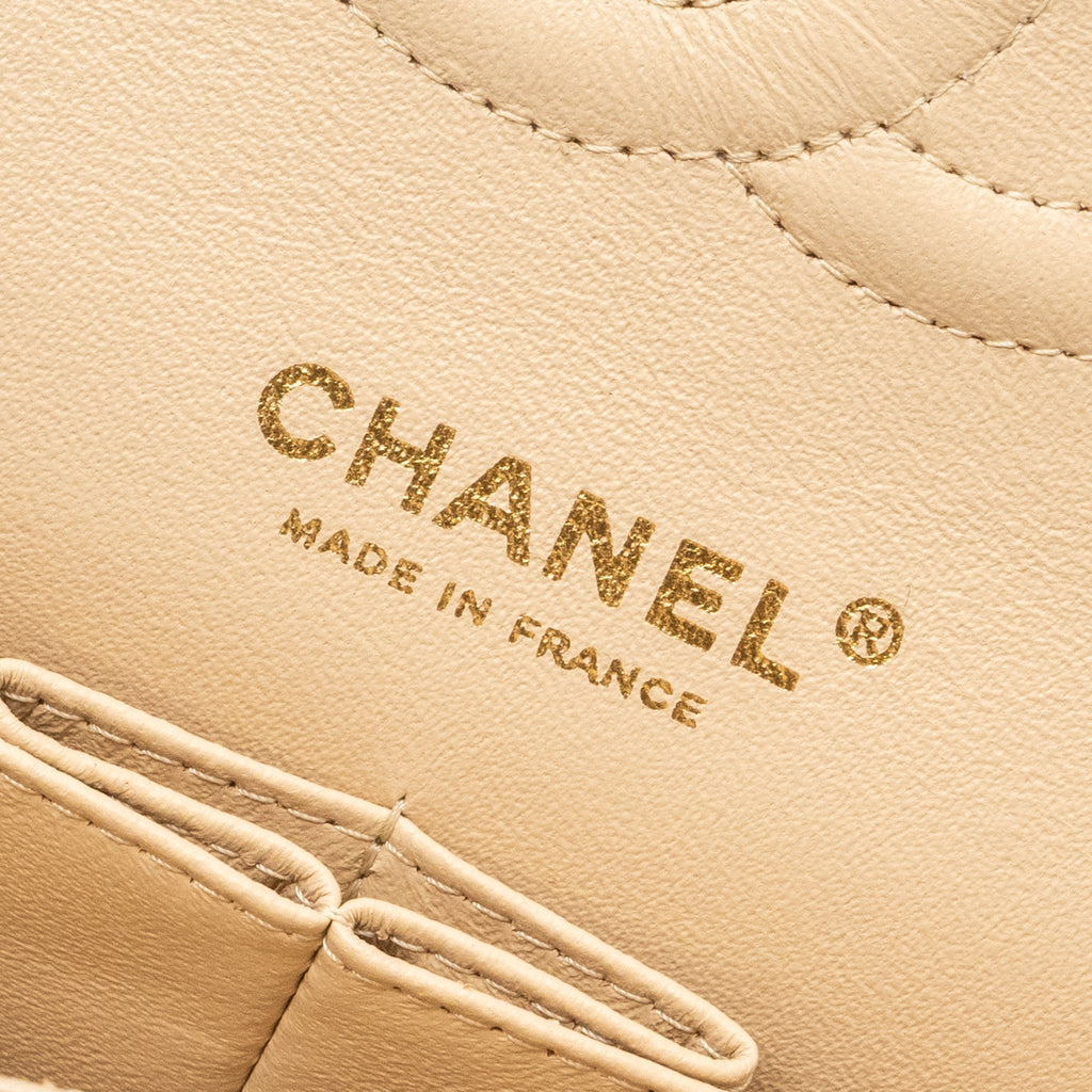 chanel-medium-classic-double-flap-bag-caviar-beige-ghw-2