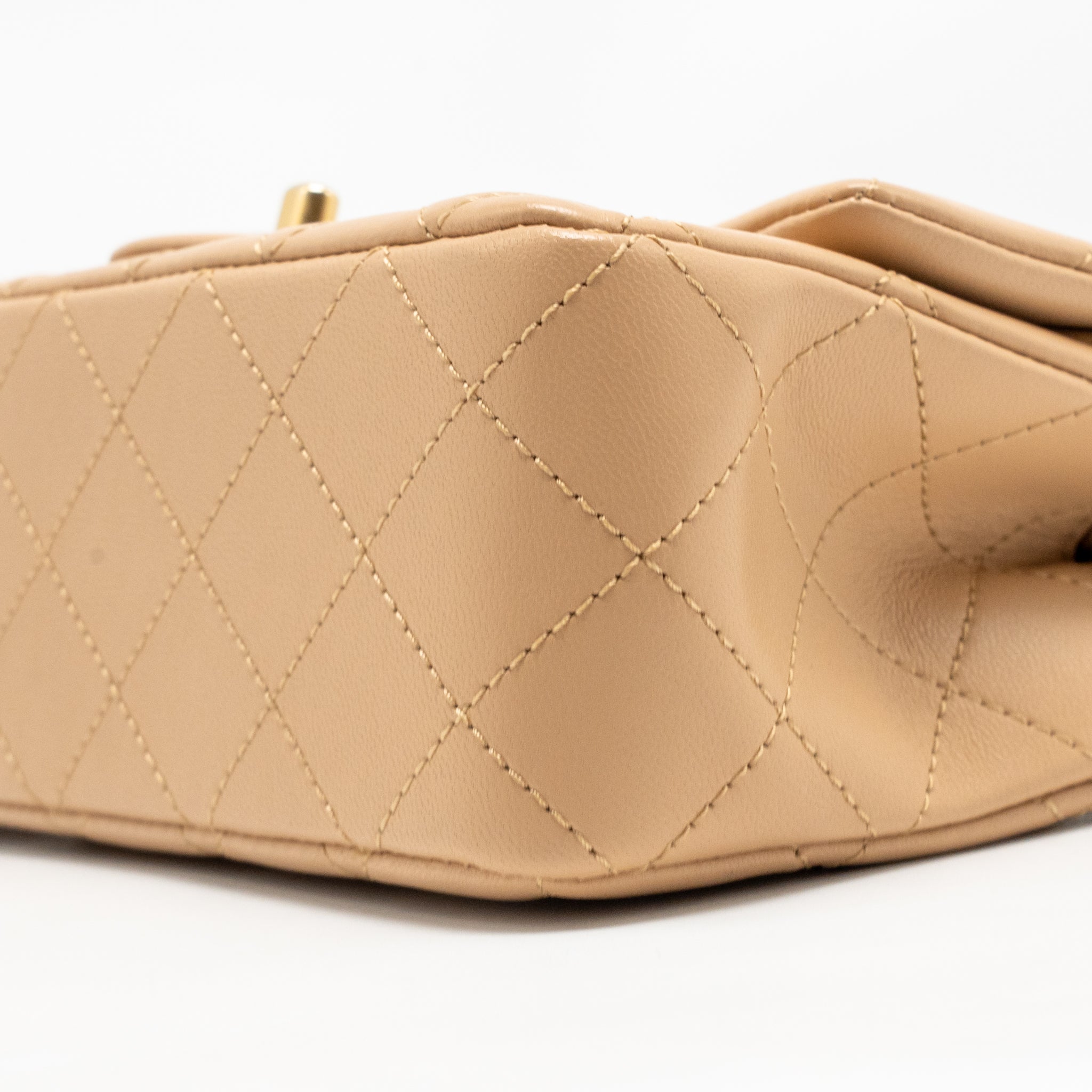 chanel-pearl-crush-mini-rectangular-flap-bag-lambskin-beige-ghw-microchip