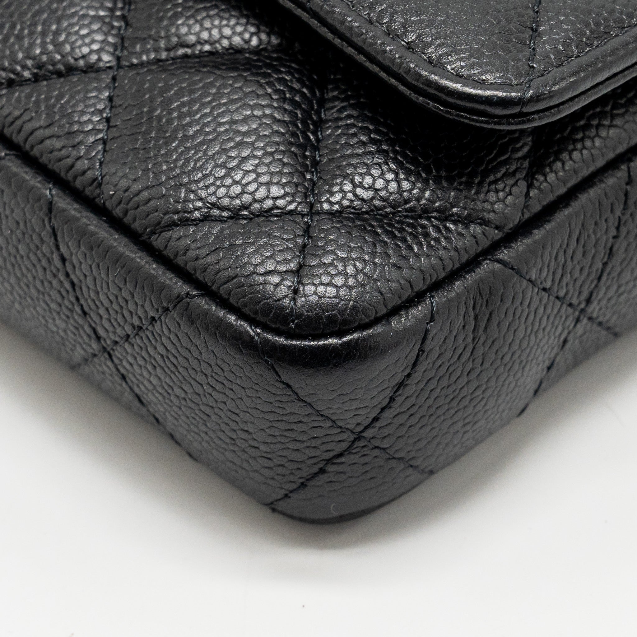 chanel-coco-love-mini-flap-wallet-with-chain-caviar-black-ghwmicrochip