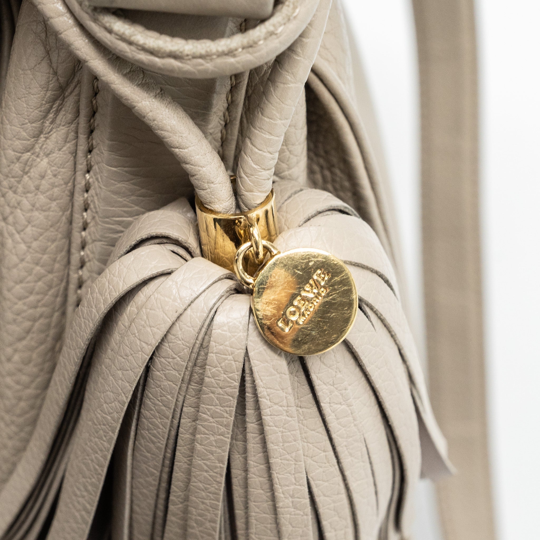 loewe-flamenco-bag-calfskin-beige-lghw