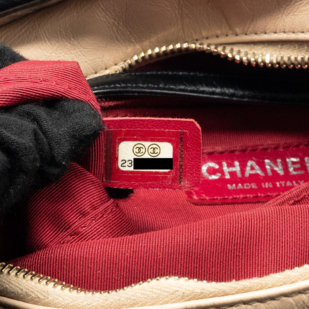 chanel-large-gabrielle-hobo-bag-calfskin-beige-multicolour-hardware