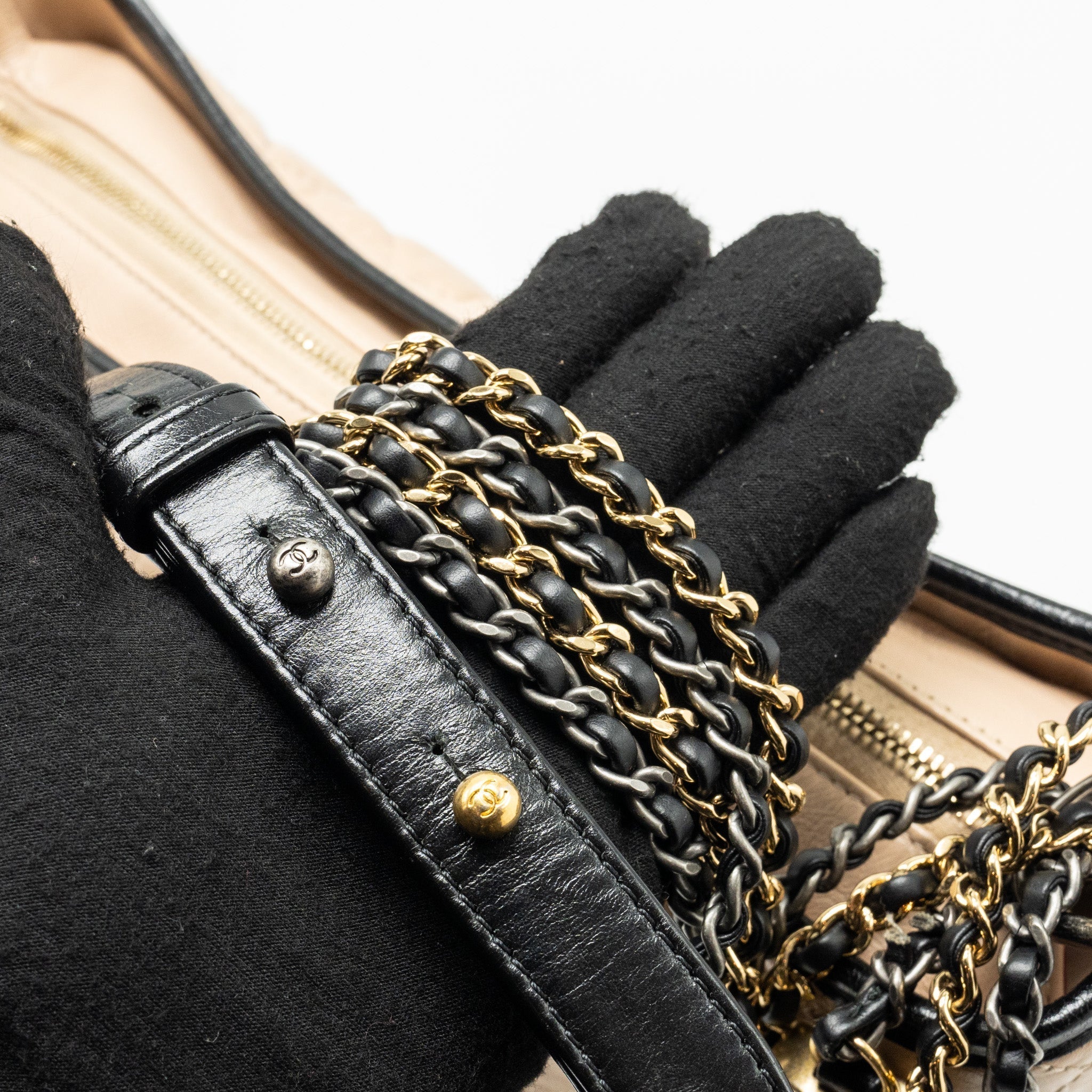 chanel-large-gabrielle-hobo-bag-calfskin-beige-multicolour-hardware