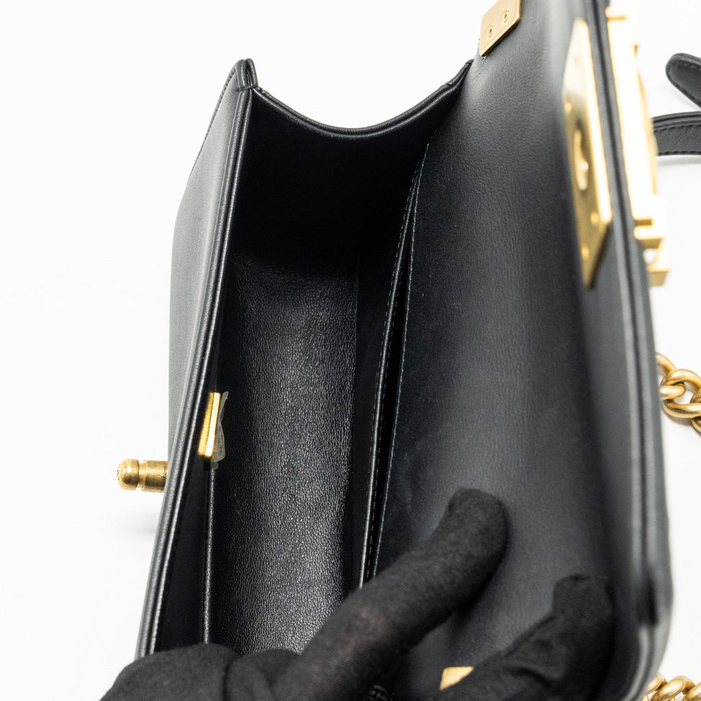 chanel-small-boy-bag-calfskin-black-ghw-microchip-copy-1