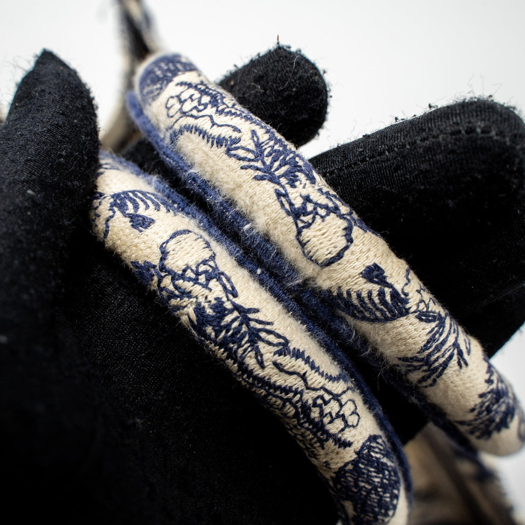 dior-medium-book-tote-blue-toile-de-jouy-embroidery-1