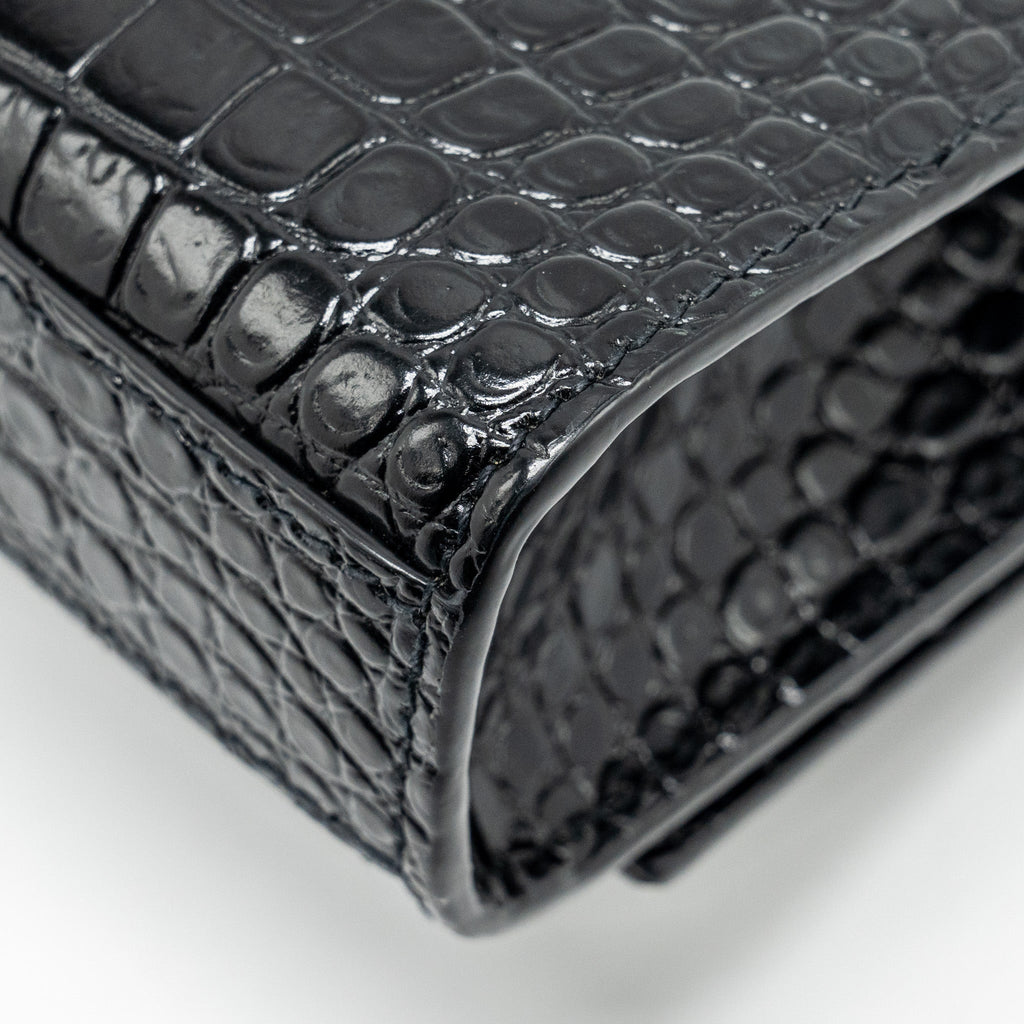 saint-laurent-ysl-kate-small-chain-wallet-with-tassel-in-crocodile-embossed-black-shw