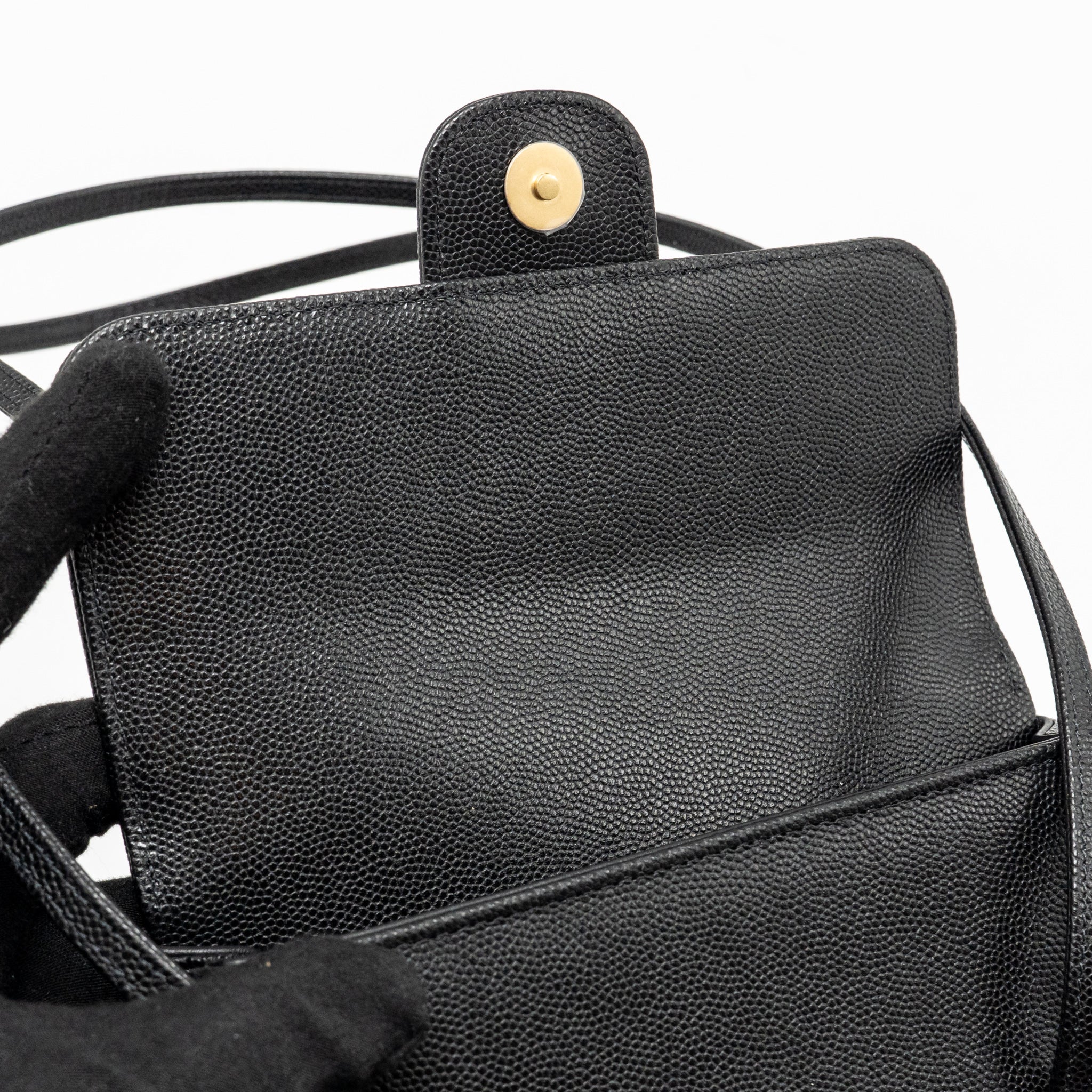 chanel-26p-preppy-black
