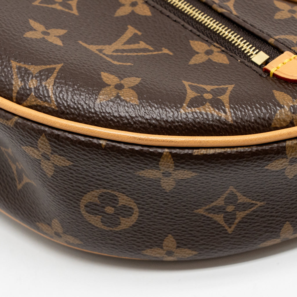 louis-vuitton-loop-monogram-canvas-ghw