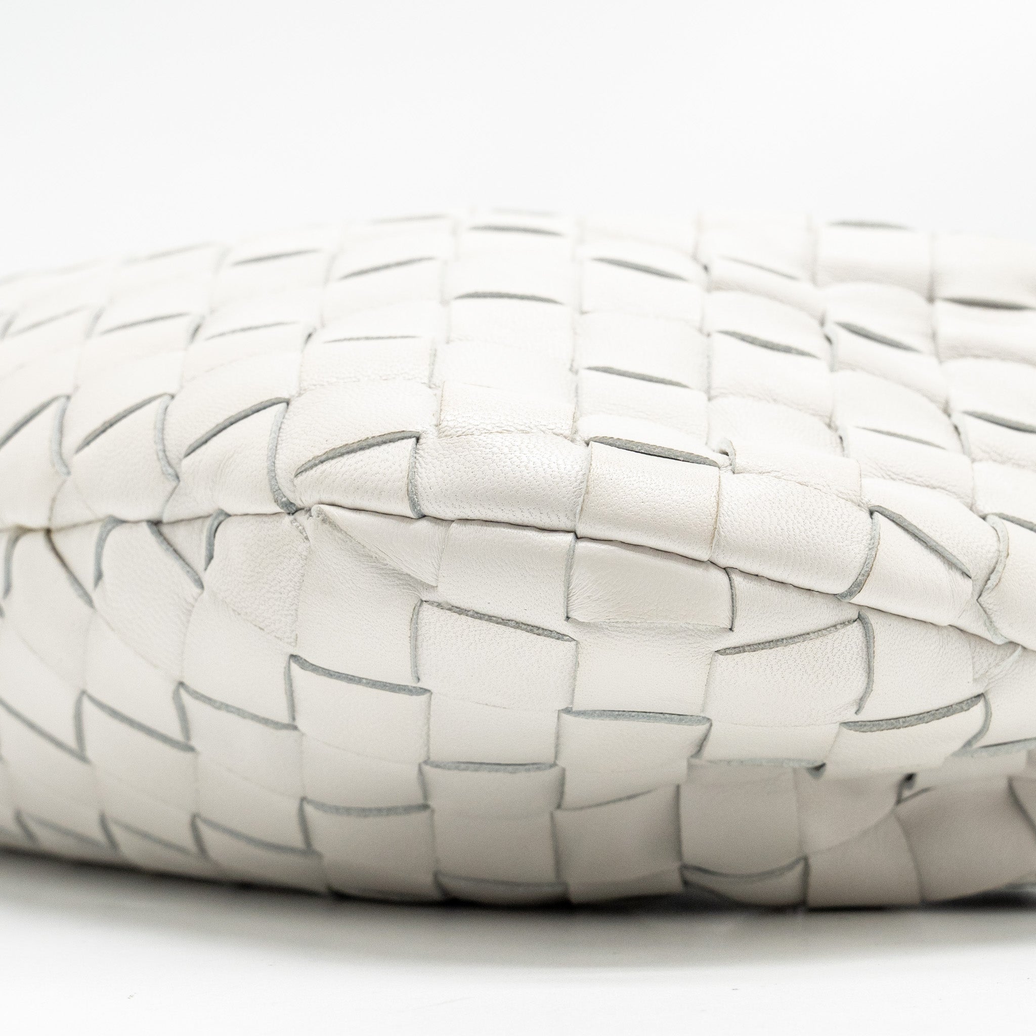 bottega-veneta-mini-jodie-lambskin-chalk-shw