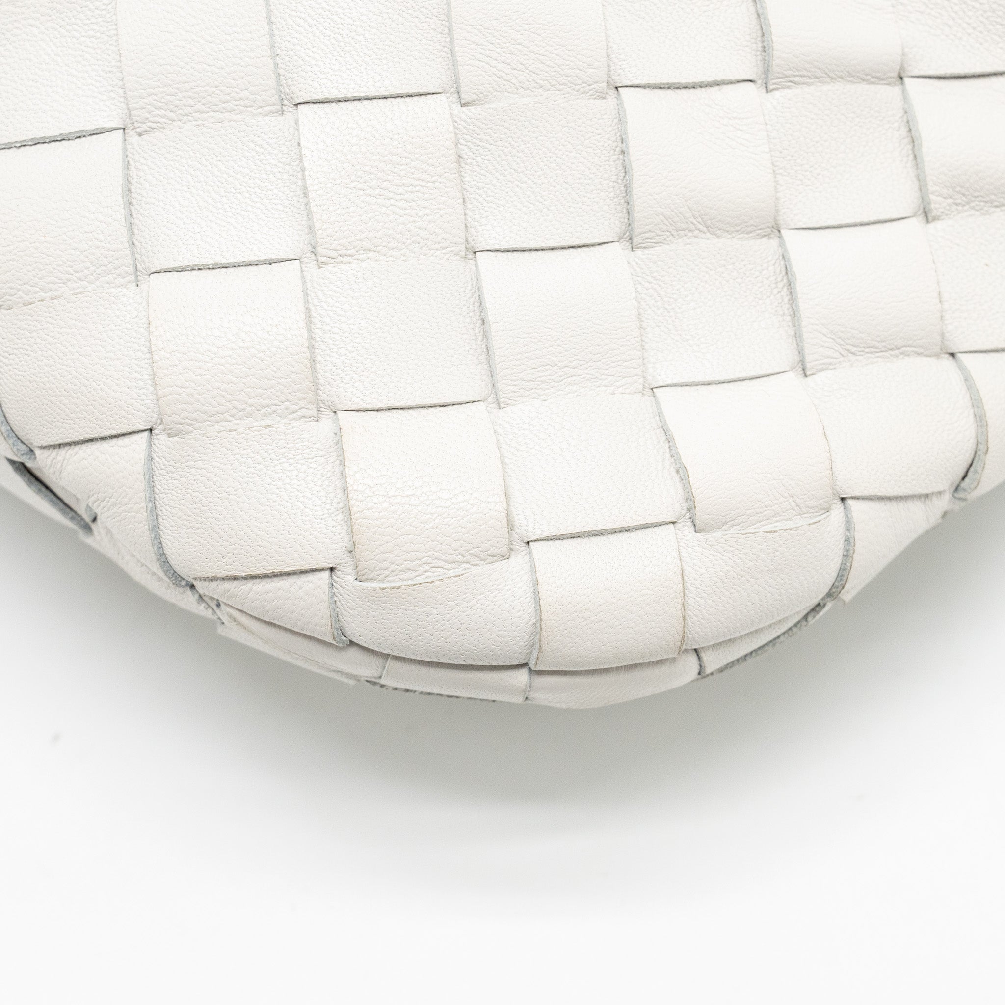 bottega-veneta-mini-jodie-lambskin-chalk-shw
