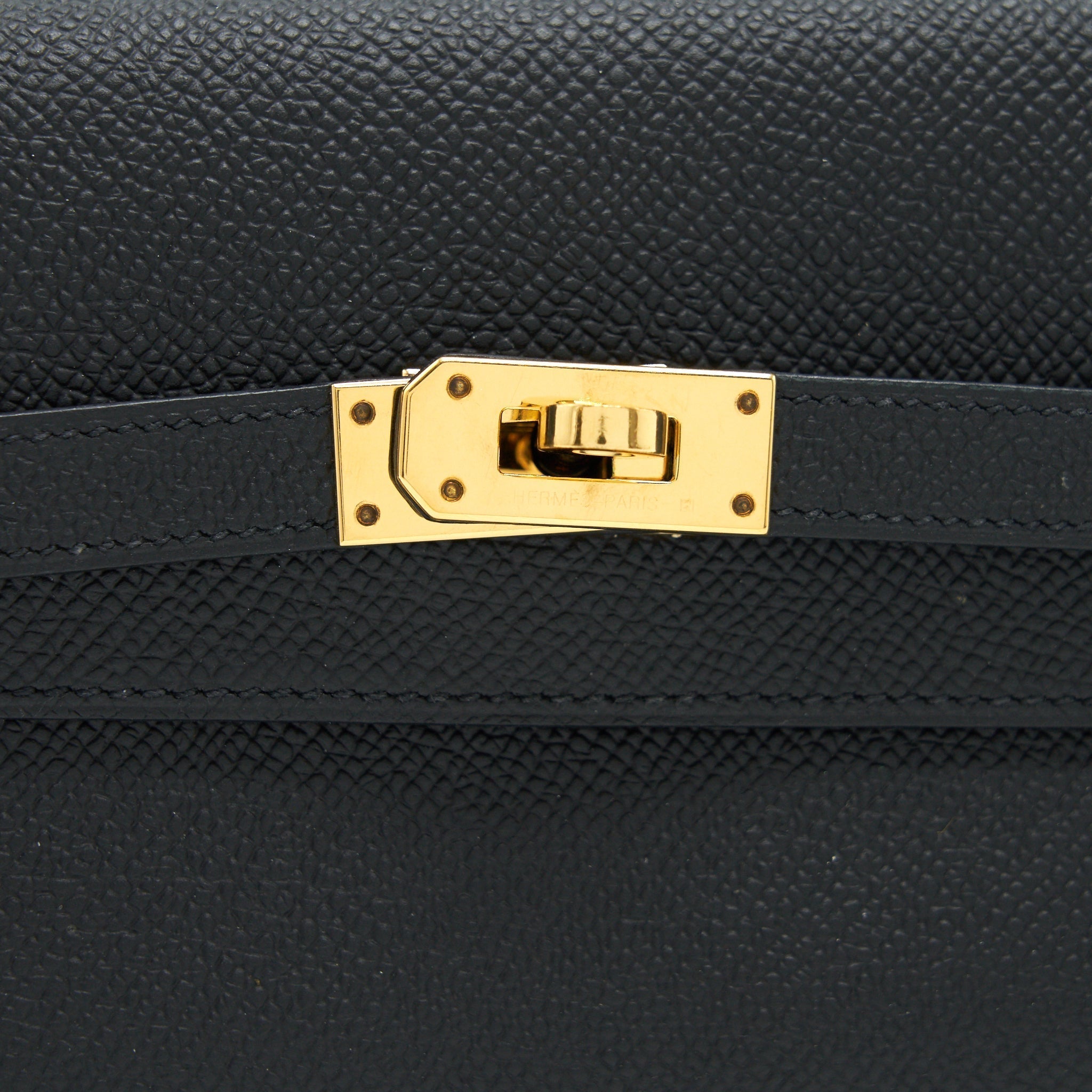 hermes-kelly-wallet-compact-wallet-black-ghw