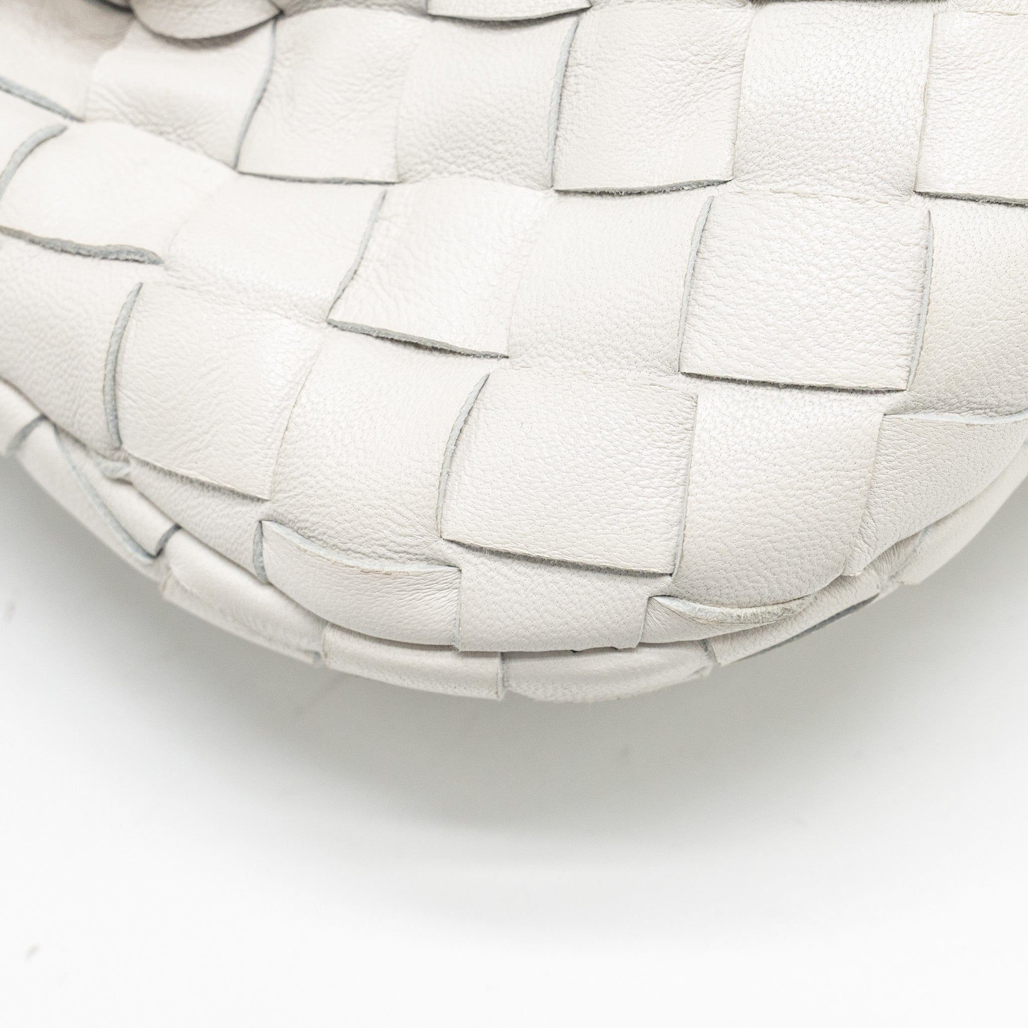 bottega-veneta-mini-jodie-lambskin-chalk-shw