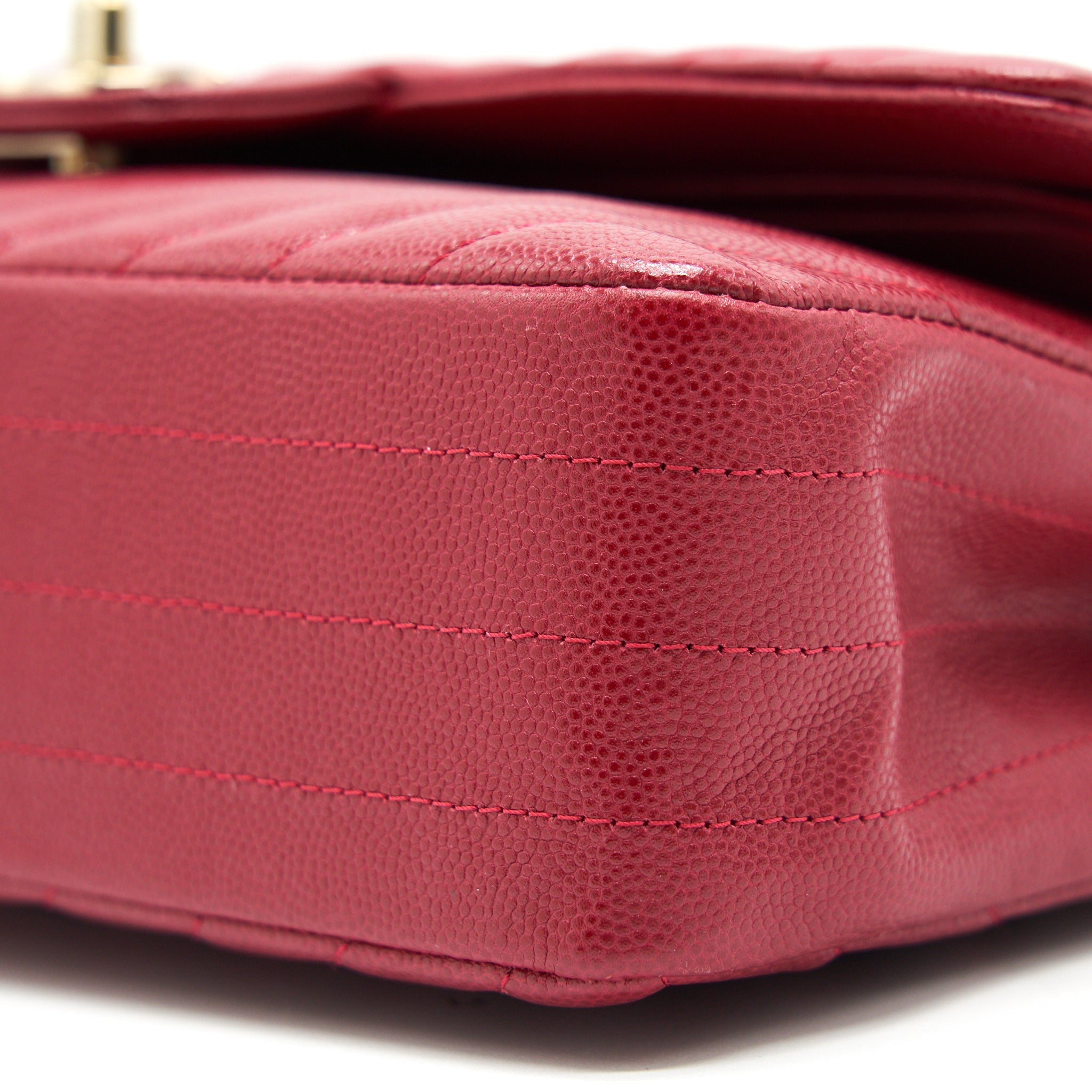 chanel-medium-classic-double-flap-caviar-raspberry-red-with-lghw-1